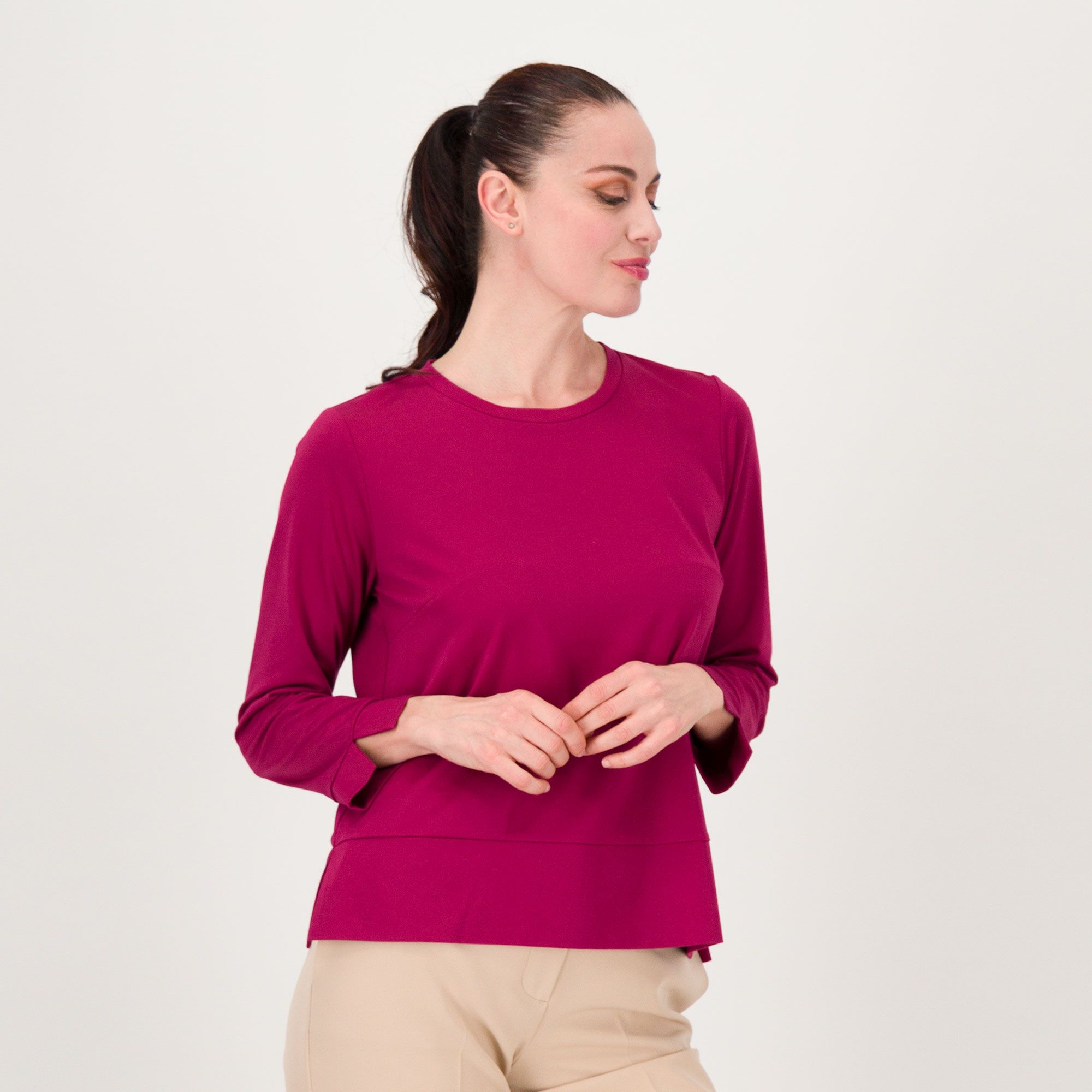 SottoMarino
Maglia tessuto in
punto Milano con
spacchetti laterali