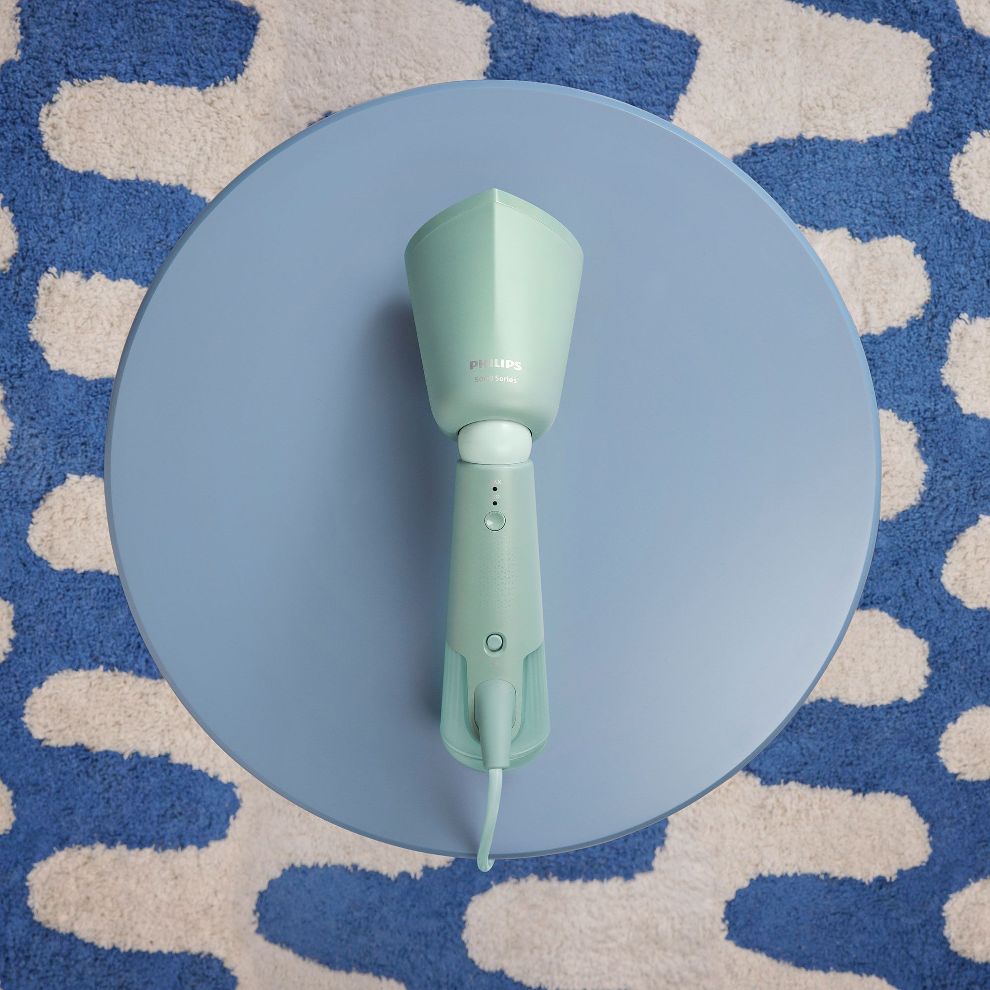 Philips
Stiratrice verticale
Serie 5000 con
serbatoio 120ml
