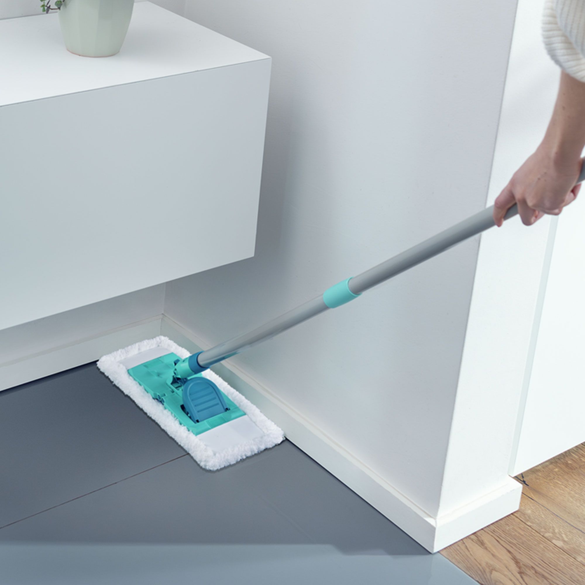 Leifheit
Scopa catturapolvere
Superduster
per pavimenti