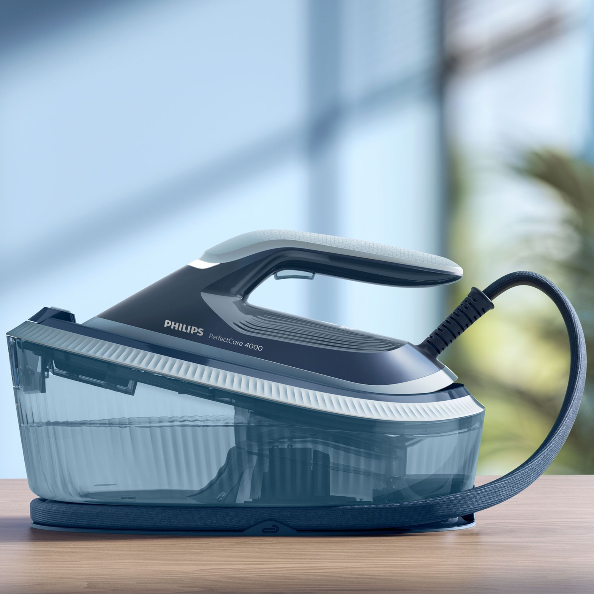  Philips
Ferro da stiro con
generatore di vapore
Serie 4000