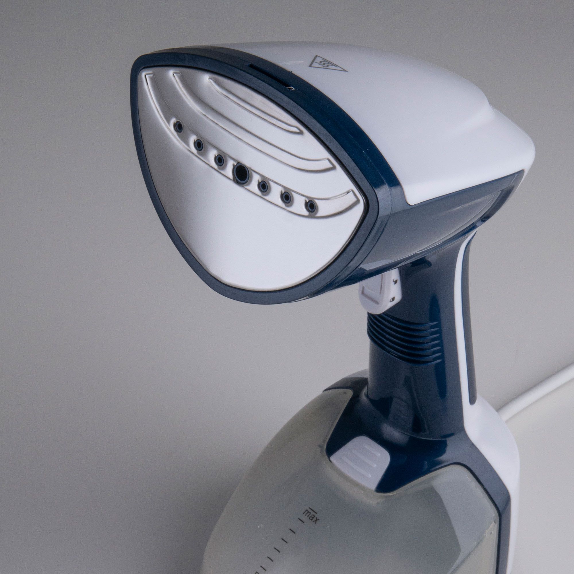 Innoliving Stiratrice verticale potenza 1500W