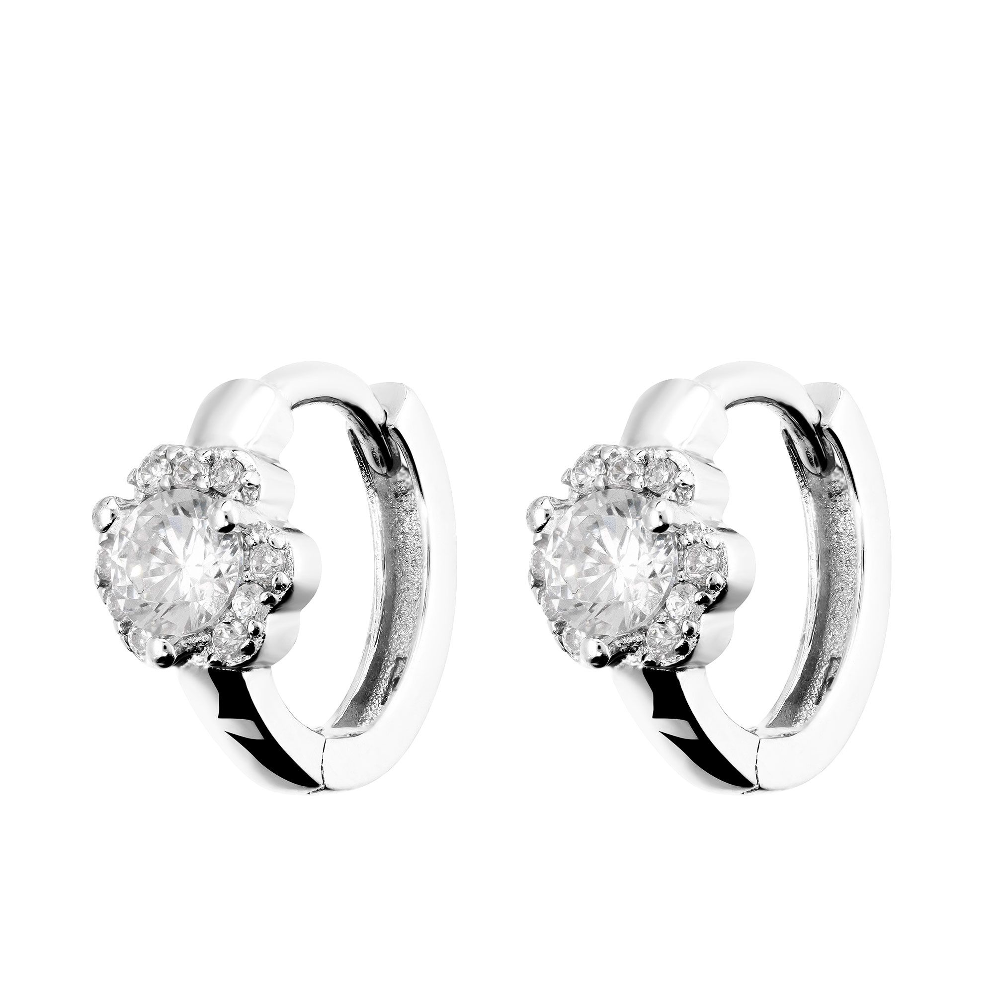 Diamonique
Orecchini a cerchio
in argento 925
pari a 0,42ct