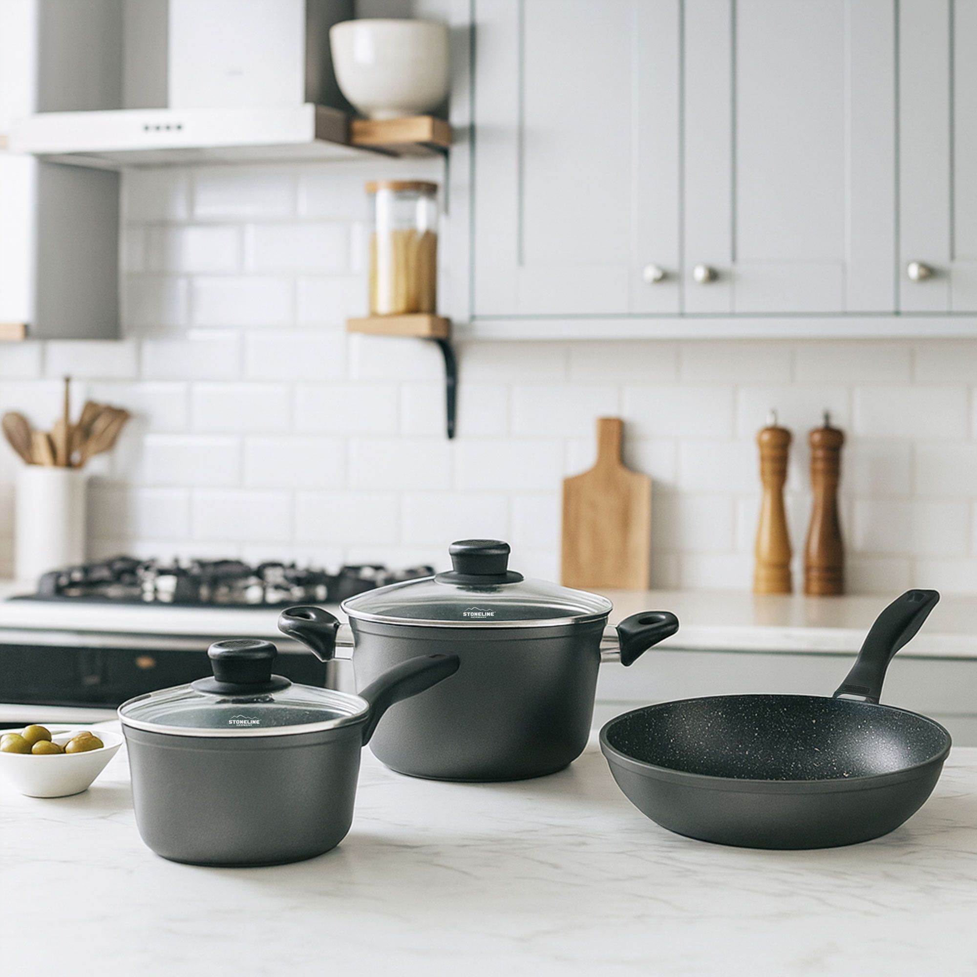 Stoneline
Batteria di pentole
e padelle con
coperchi (8pz)