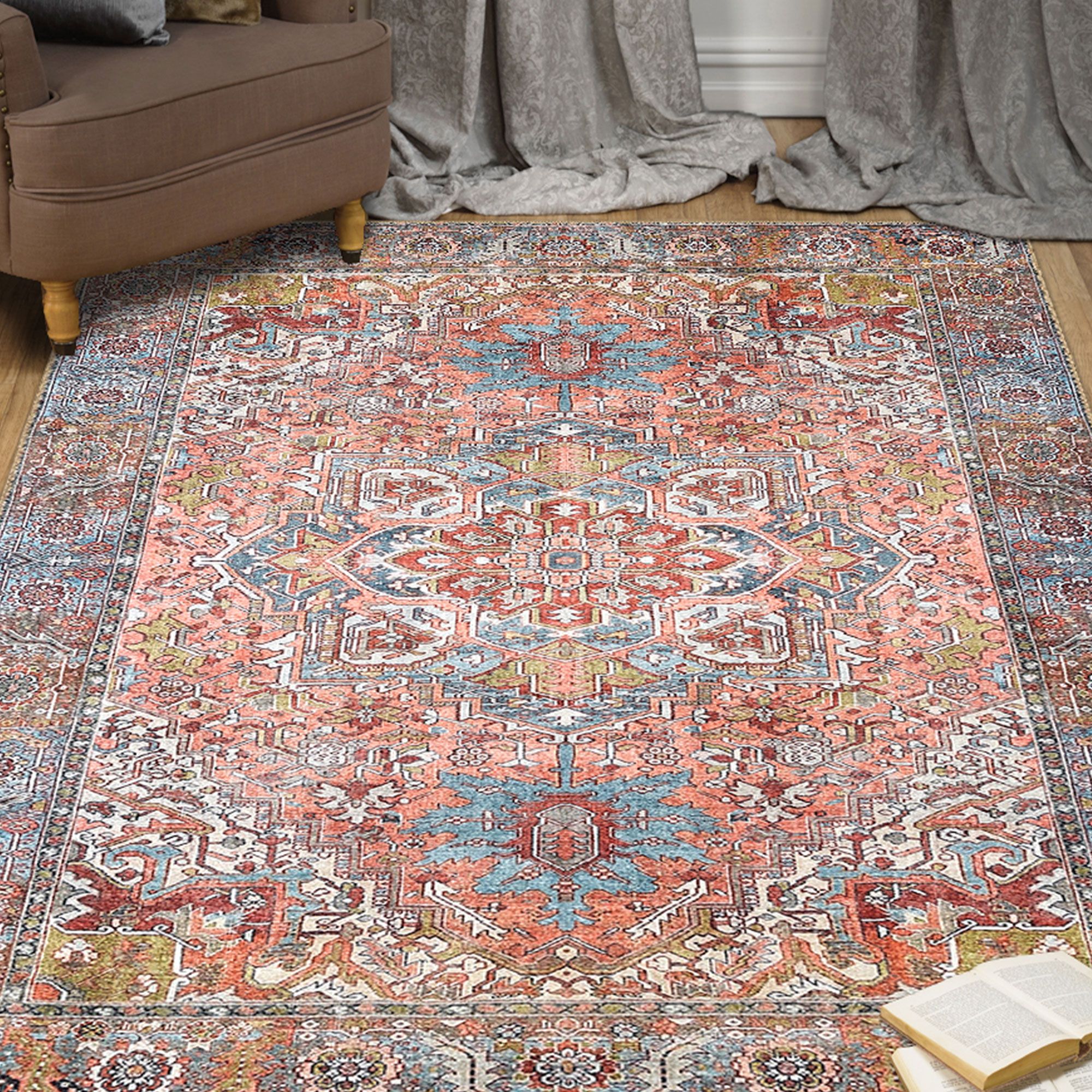 Pierre Tappeti
Tappeto Oriental
con disegno persiano
effetto vintage