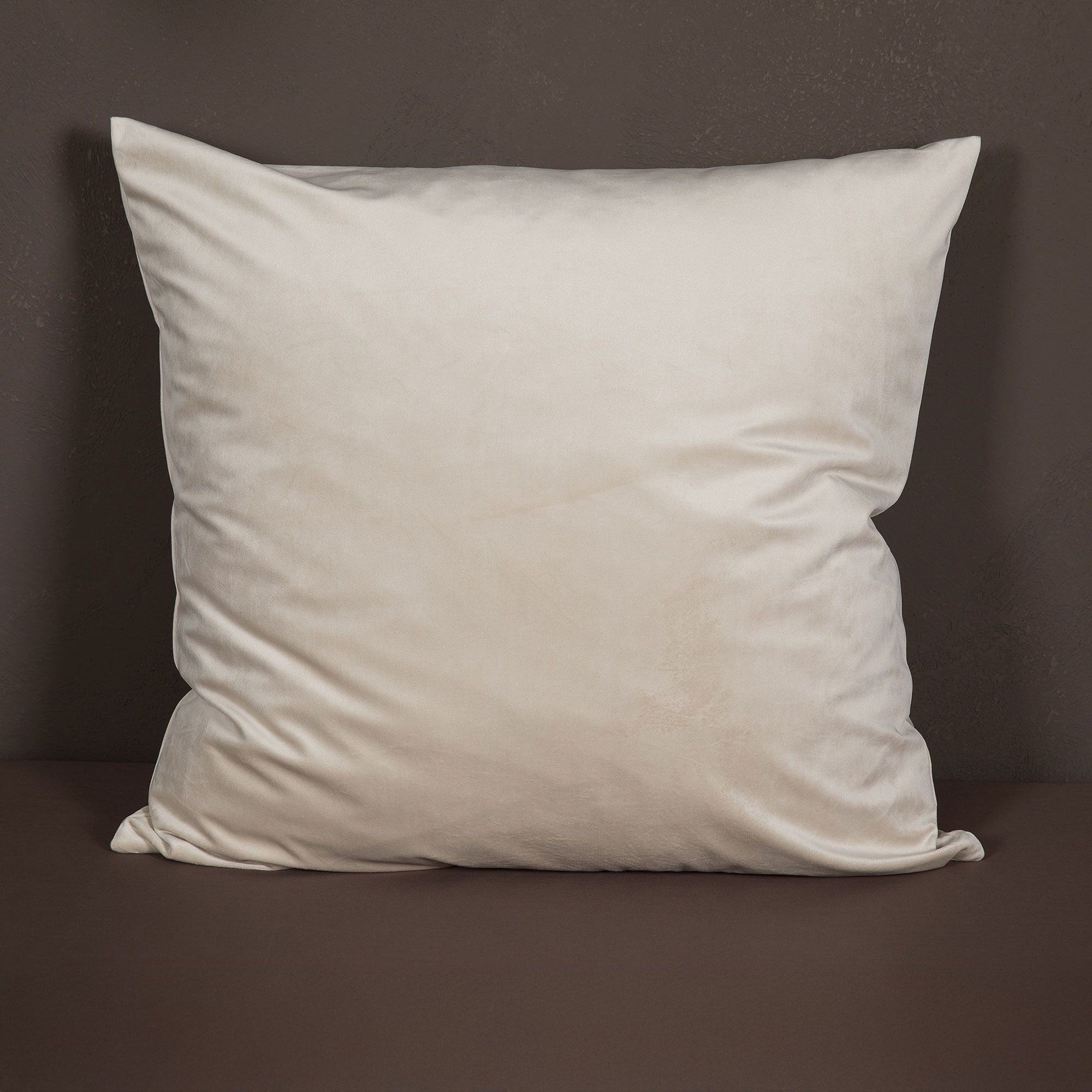 Ferò
Federa arredo
in velluto
65x65 cm