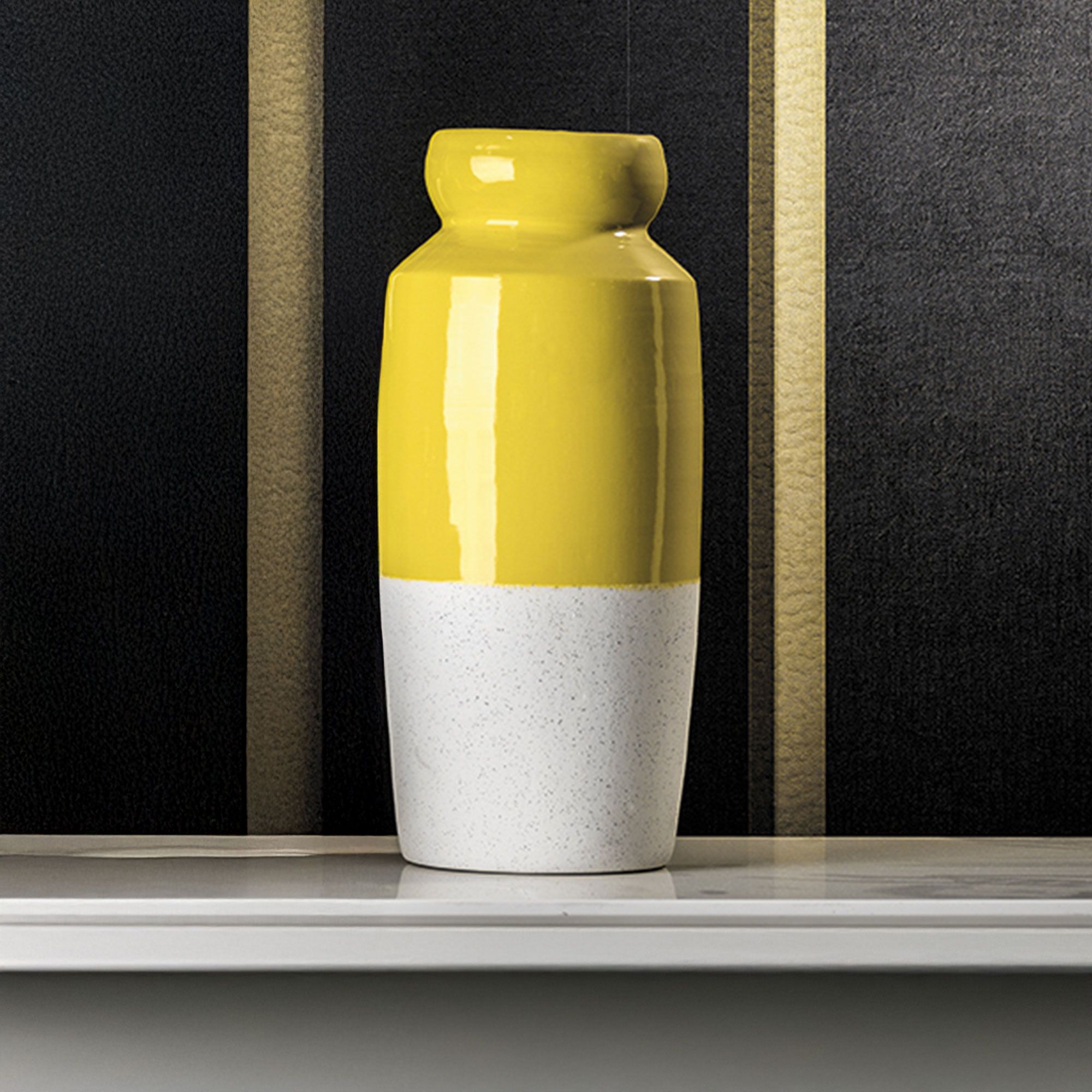 Villa Altachiara
Vaso Itria giallo
in ceramica
effetto pietra