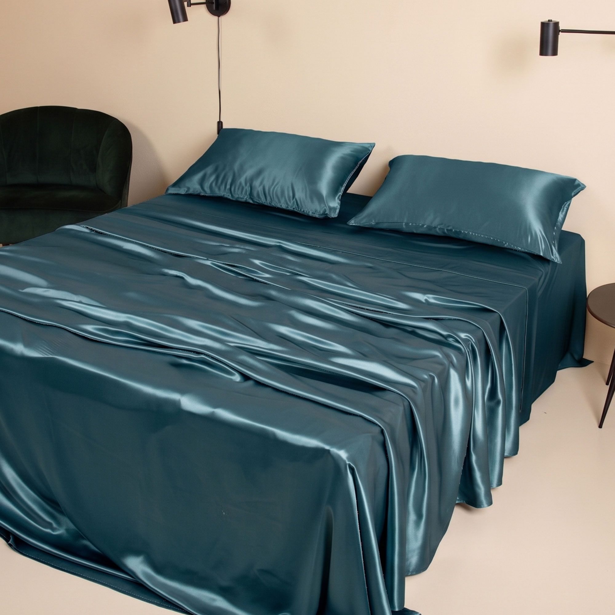Ferò
Completo letto
matrimoniale Delizia
in seta