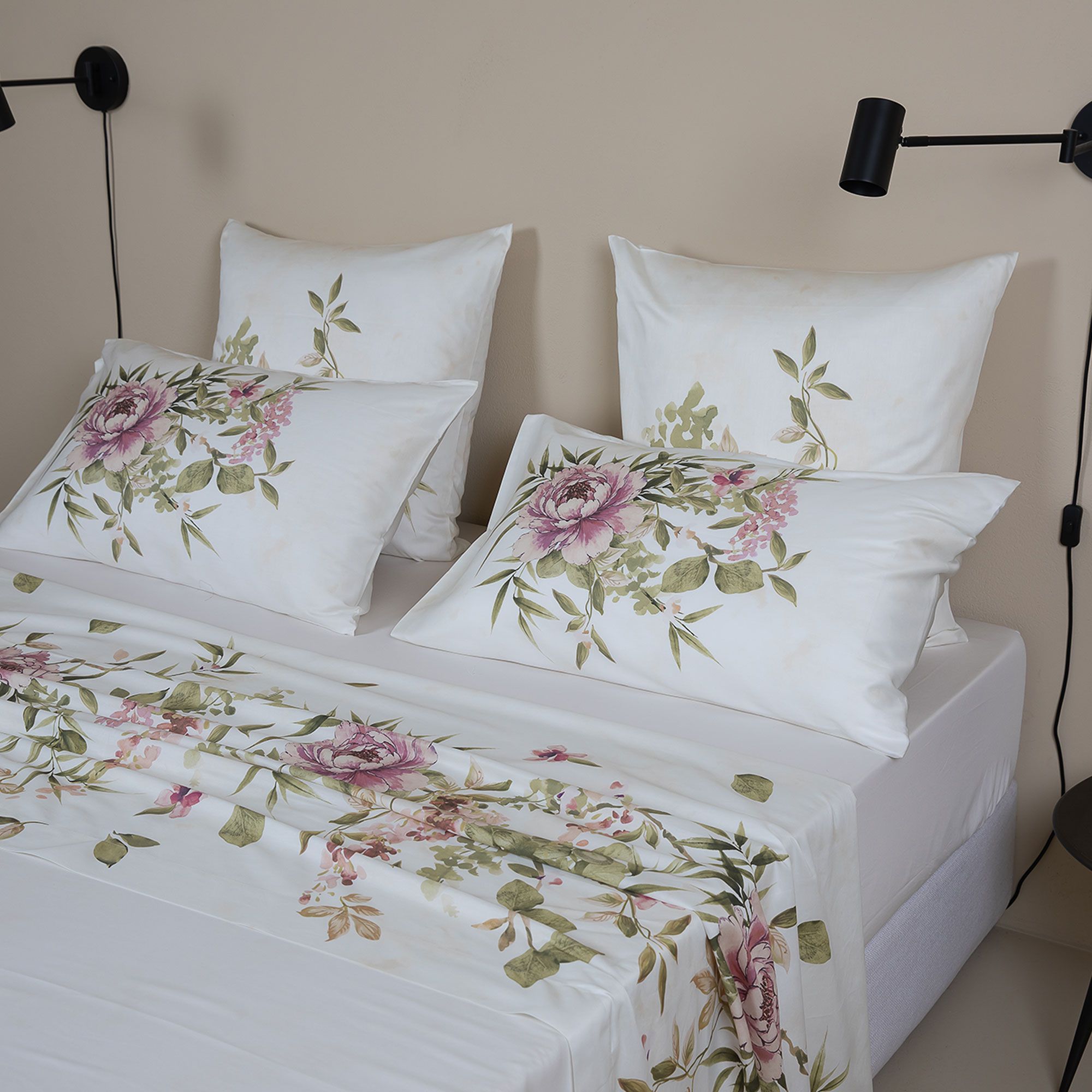 Ferò
Completo letto
matrimoniale Dilva
raso di cotone 300TC