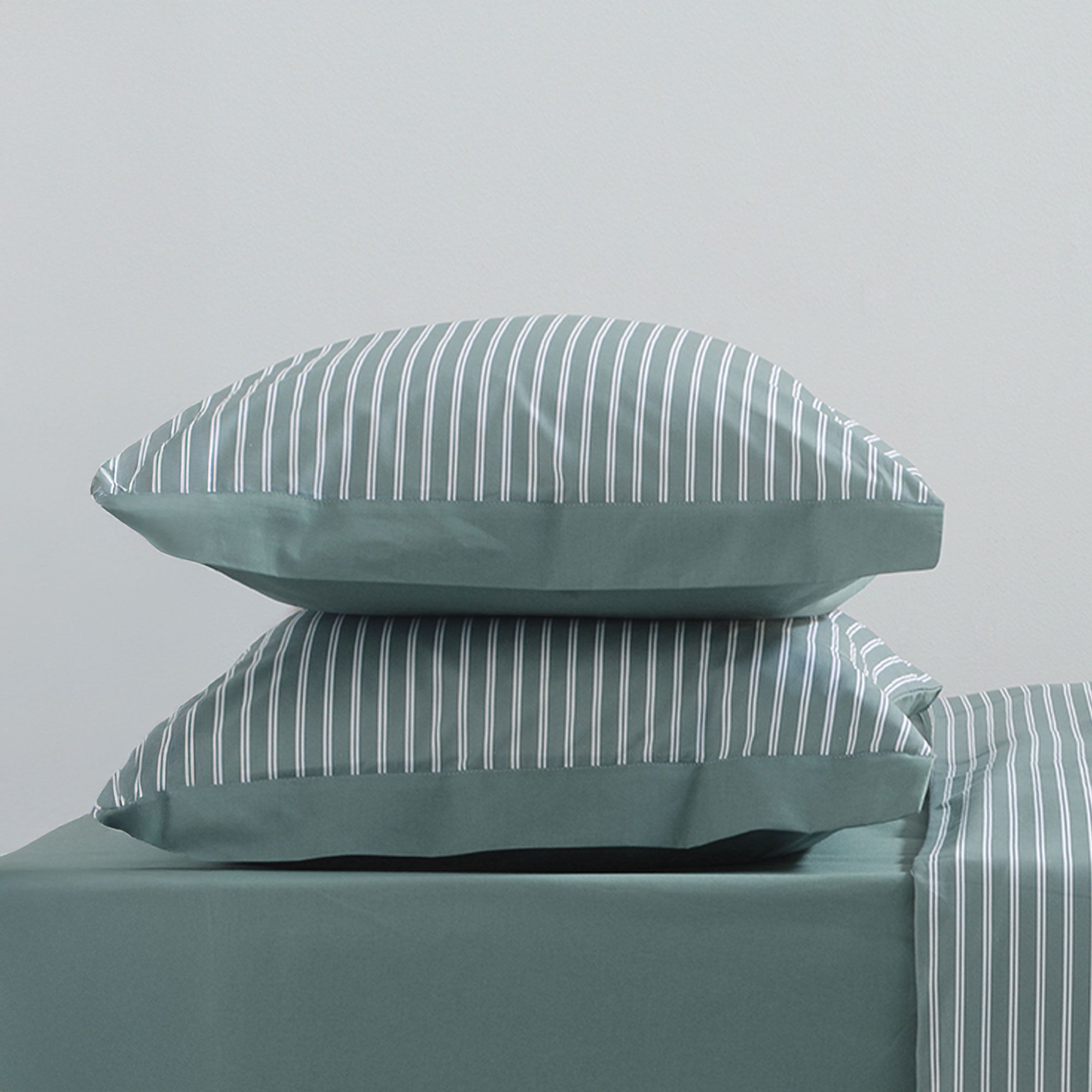 Cogal
2 federe Linfa
double face
in cotone fantasia