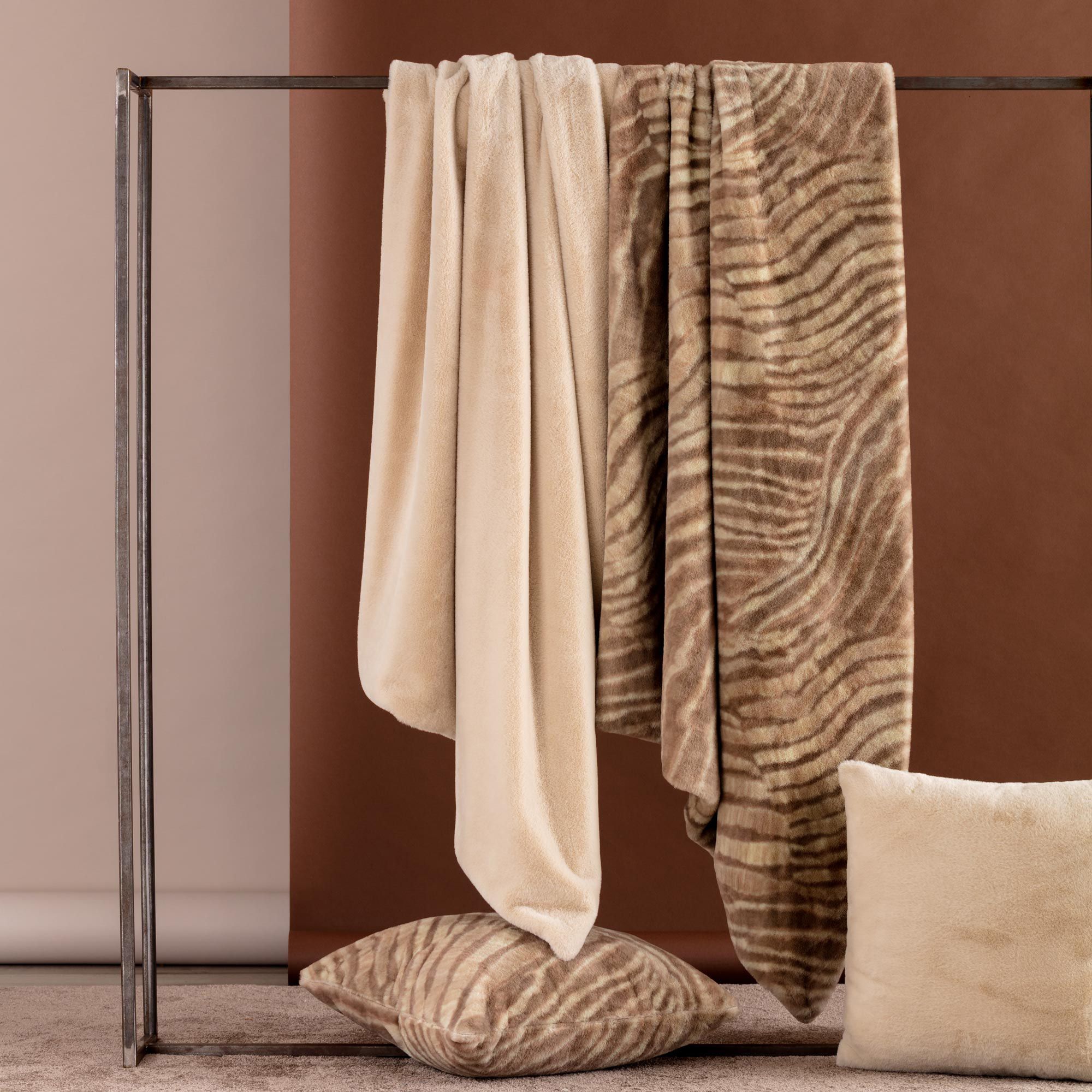 Carillo Home 
Plaid stampato
cody con stampa
animalier zebrata