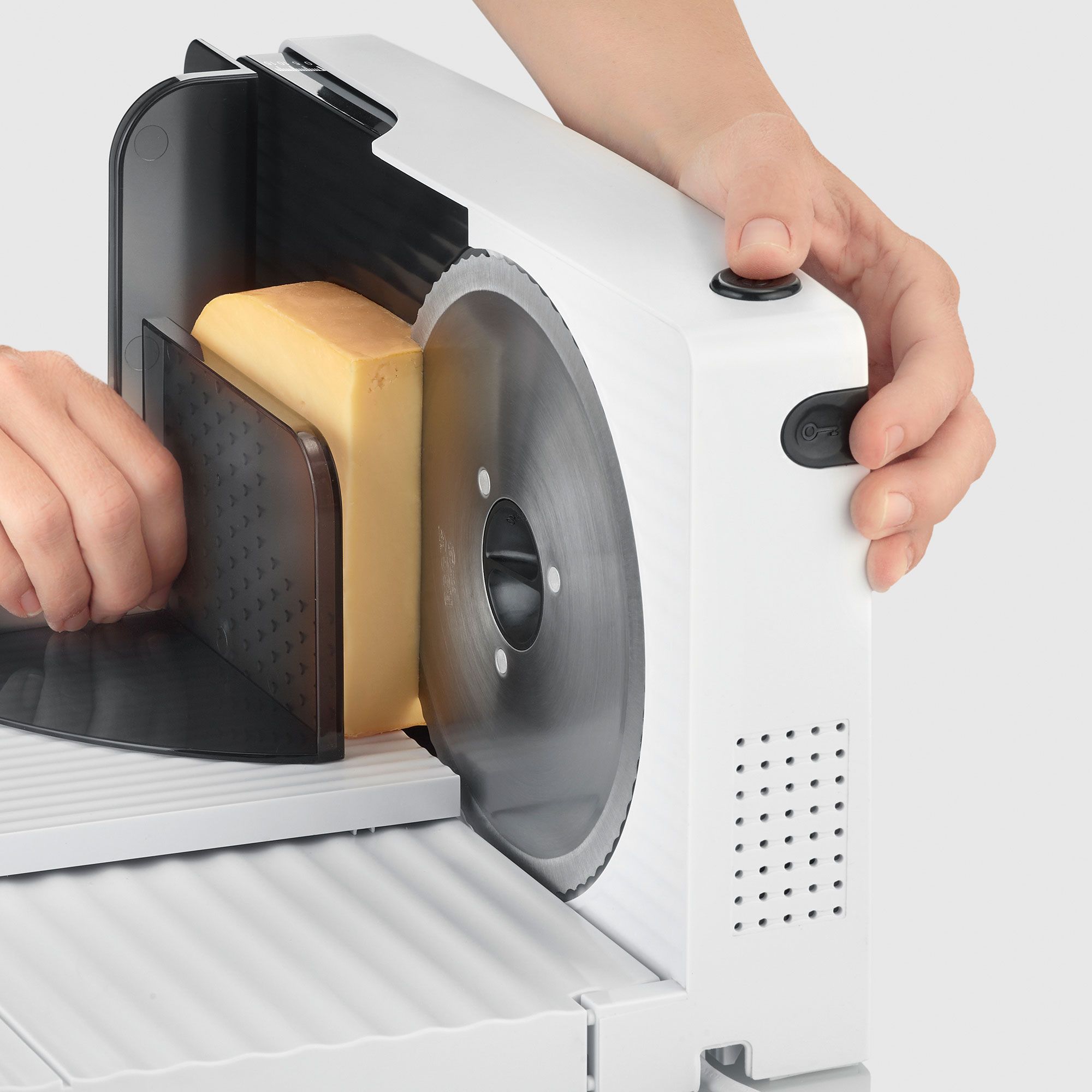 Severin
Affettatrice
universale
compatta