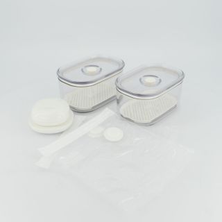LocknLock
Set sottovuoto:
2 contenitori, 2
sacchetti, aspiratore