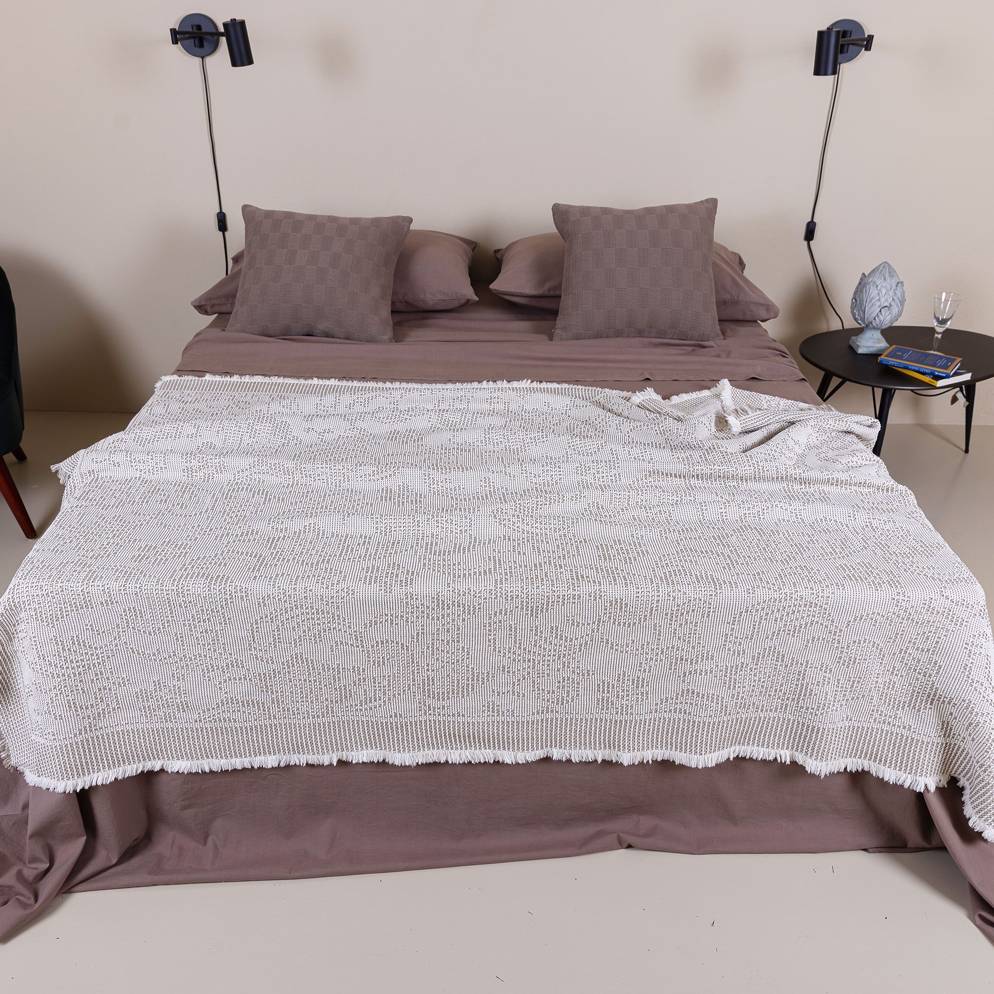 Ferò
Plaid Marrakech
multiuso in cotone
jacquard con frange