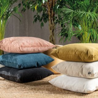 Carillo Home
Cuscino arredo
Righetto in velluto