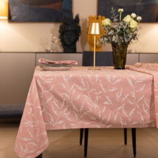Ferò
Tovaglia in raso
di cotone jacquard
finish idrorepellente