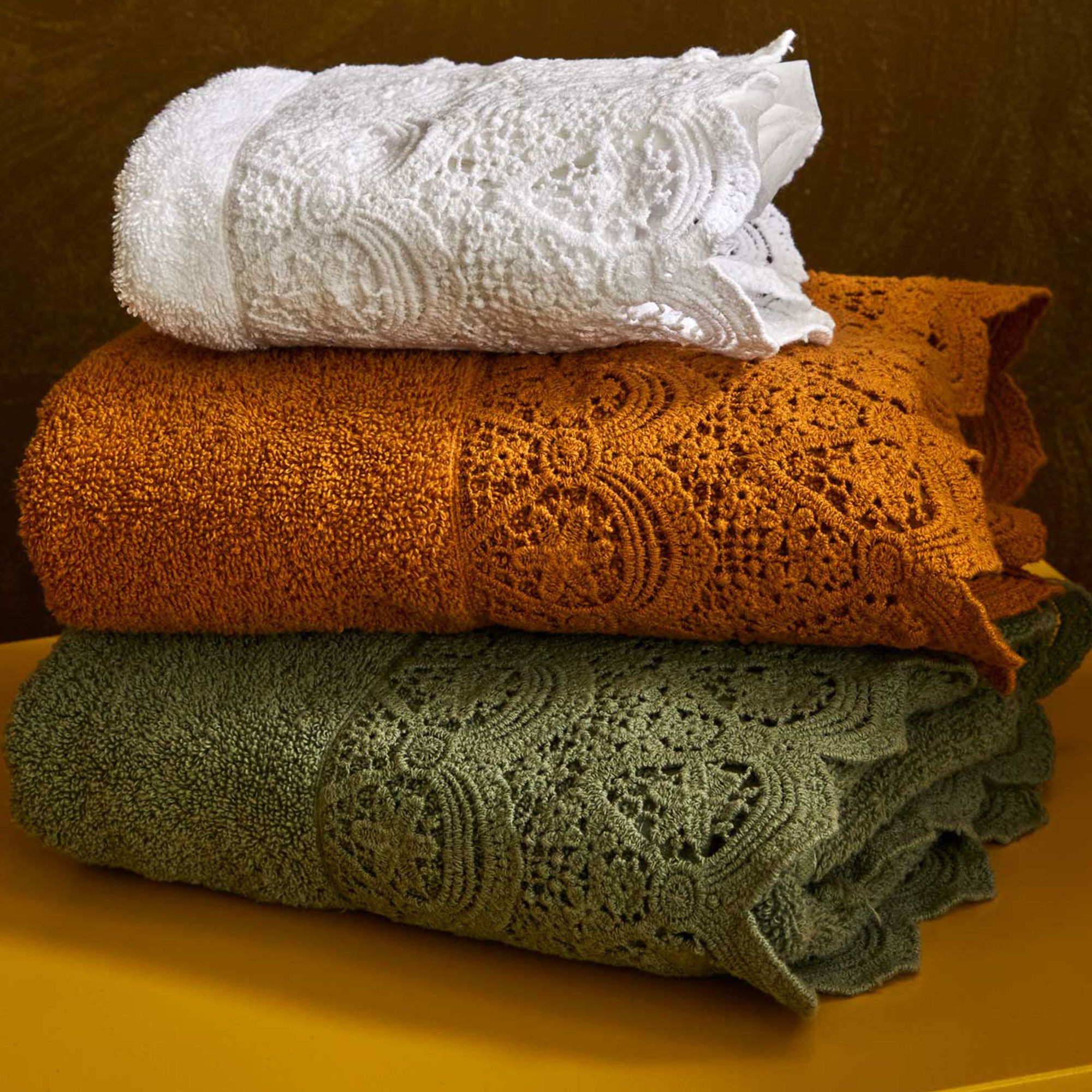 Biancoperla
Set asciugamani
viso e ospite
Reynosa