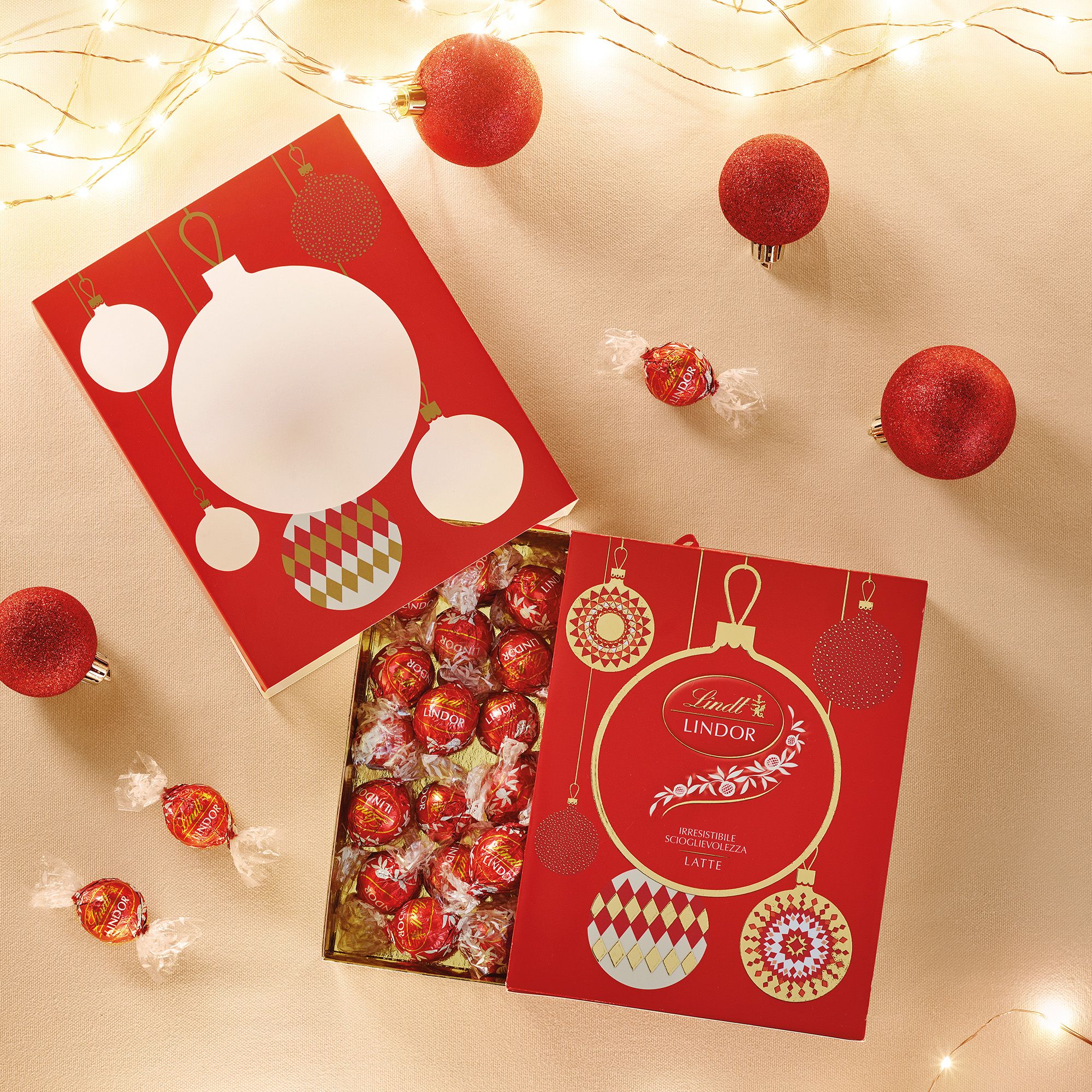 Lindt
Scatola regalo Natale
con Lindor cioccolato
al latte (250 g)