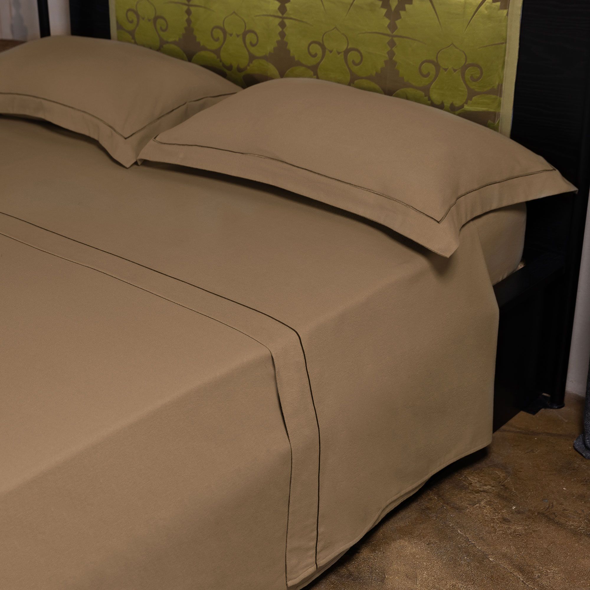 Ferò
Completo letto
Abbraccio in flanella
di cotone