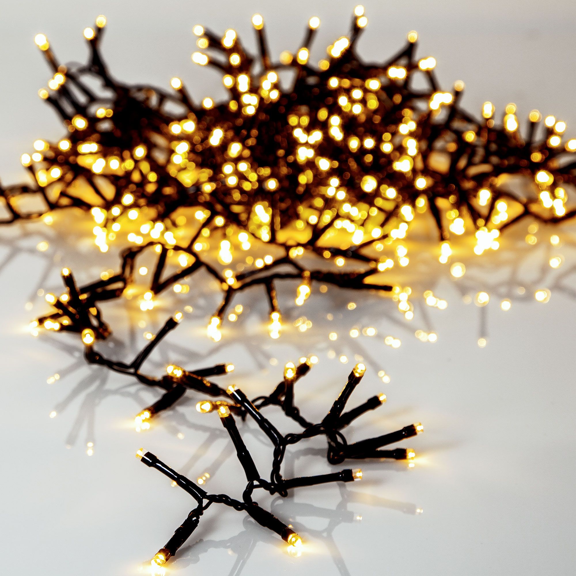 EGLO
Luci di Natale LED
Golden Warm White
24 m