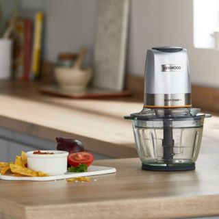 Kenwood CHP62.400SI
Tritatutto Easy
Chop+, 4 lame
Ciotola vetro 0.6L