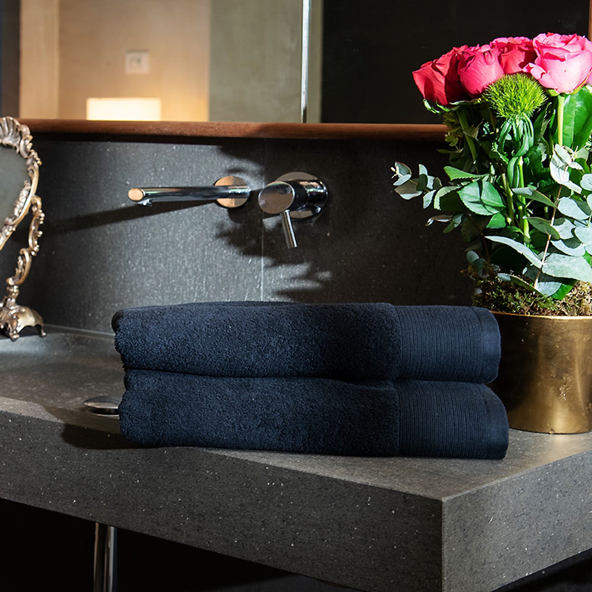 Ferò
Plissé Telo bagno
in cotone low twist
con bordo