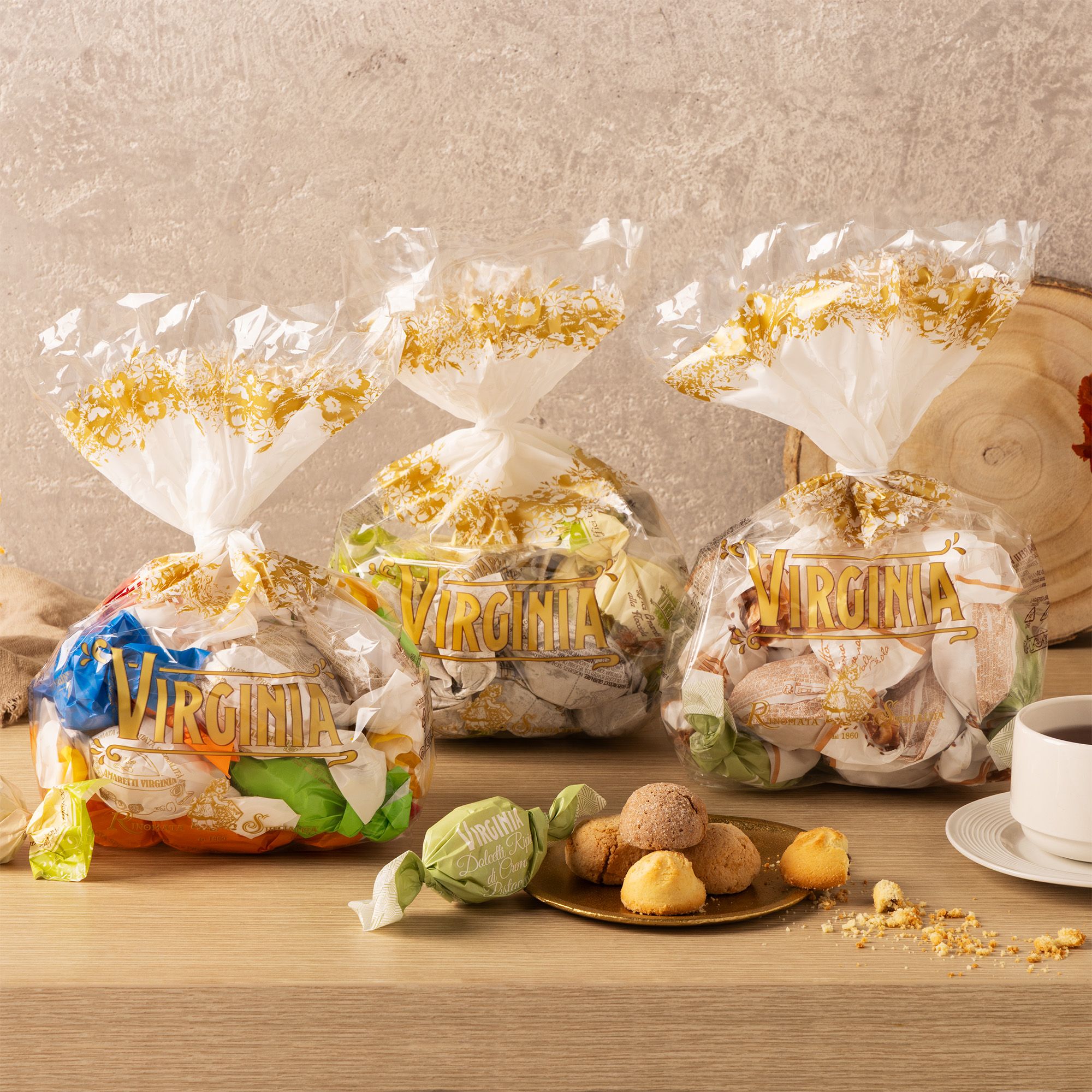 Amaretti Virginia
Amaretti classici,
nocciola e caffè,
frolle (3 sacchetti)