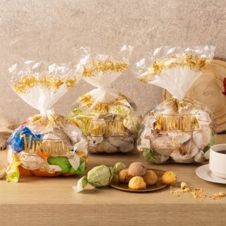 Amaretti Virginia
Amaretti classici,
nocciola e caffè,
frolle (3 sacchetti)