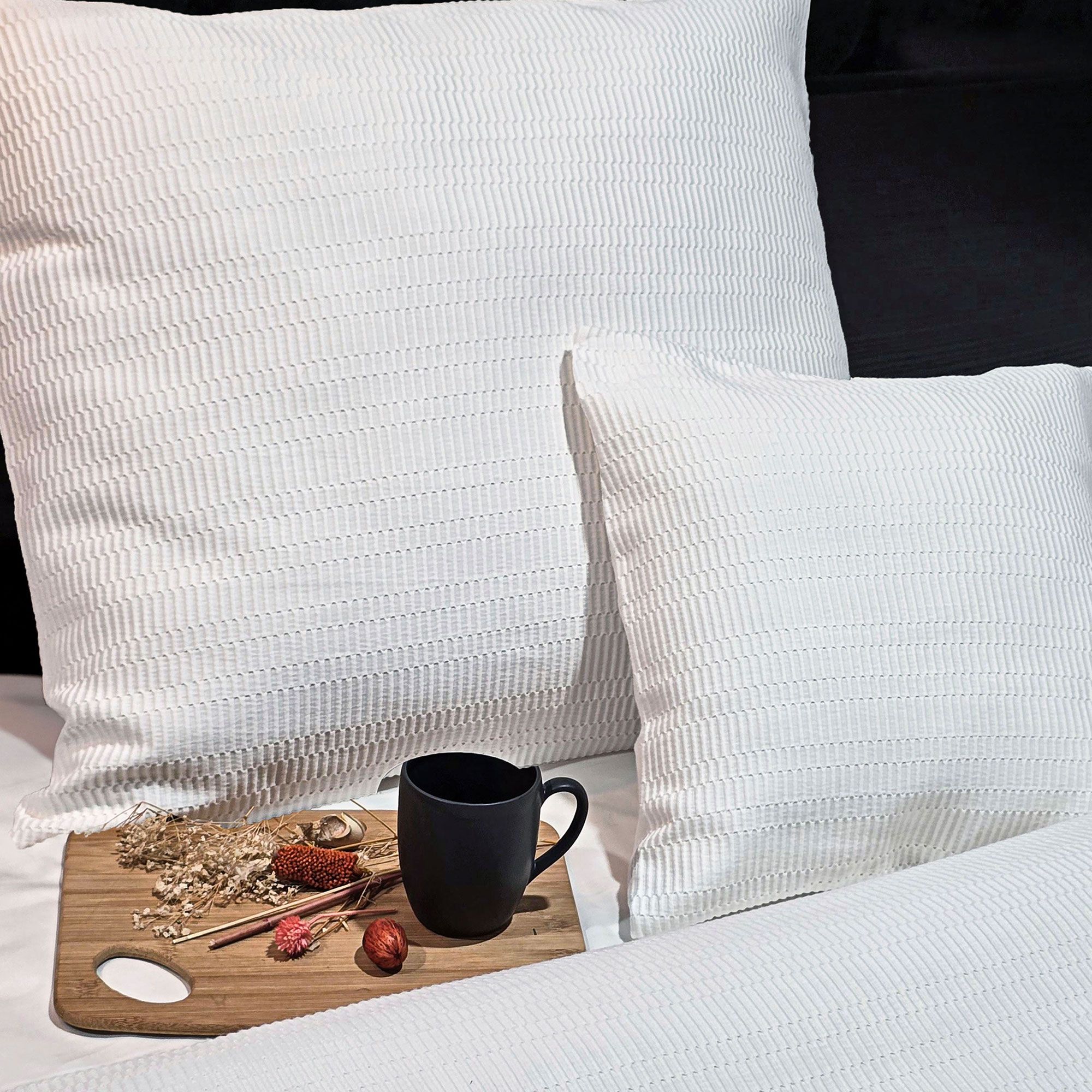 Northern Nights
Cuscino arredo
in cotone
matelassé