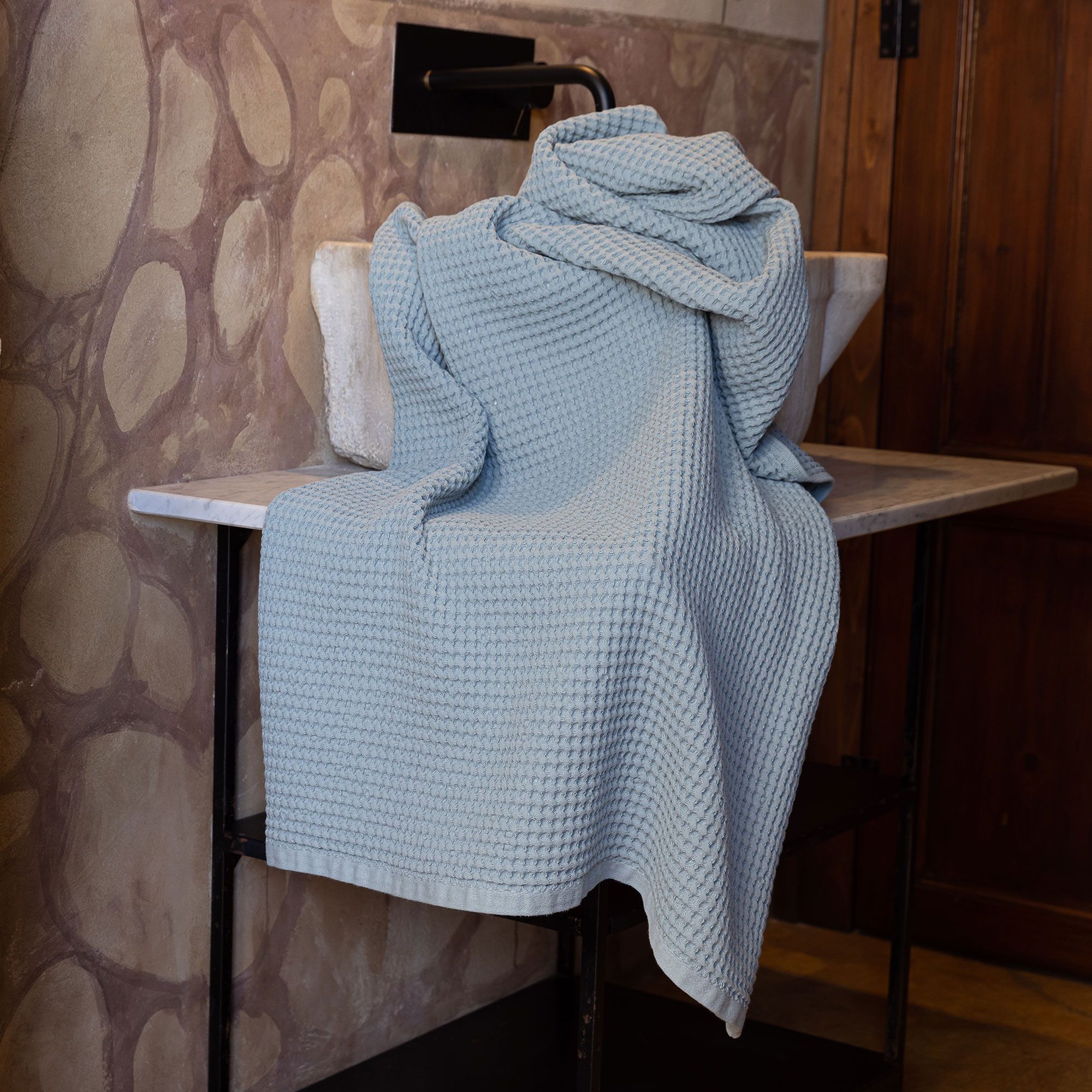 Ferò
Telo bagno in cotone
nido d'ape
garment dyed