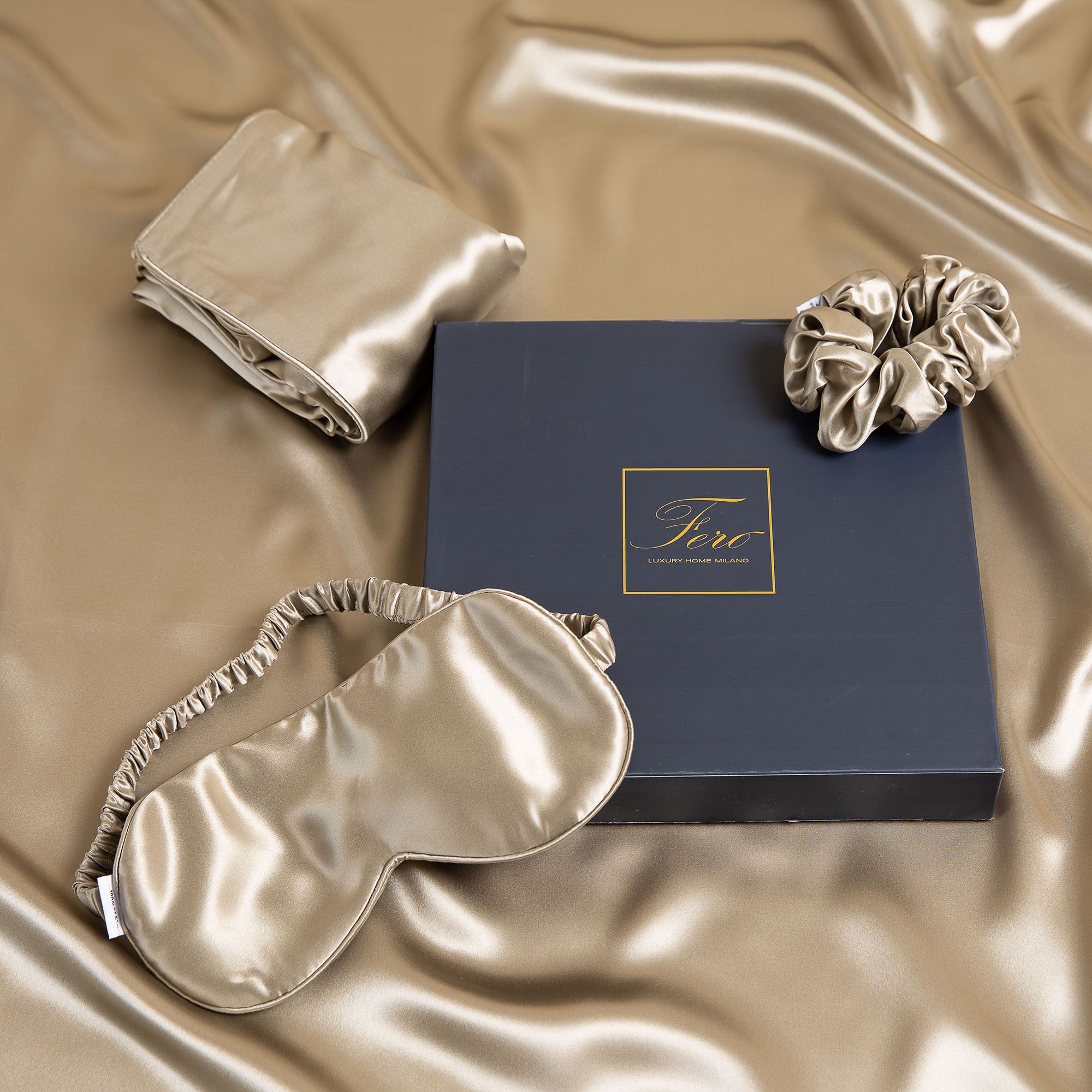 Ferò
Beauty set in seta:
federa, mascherina
e fascia per capelli