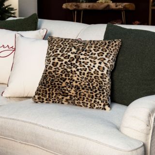 Mont Chalet
Cuscino in peluche
fantasia animalier
45x45cm