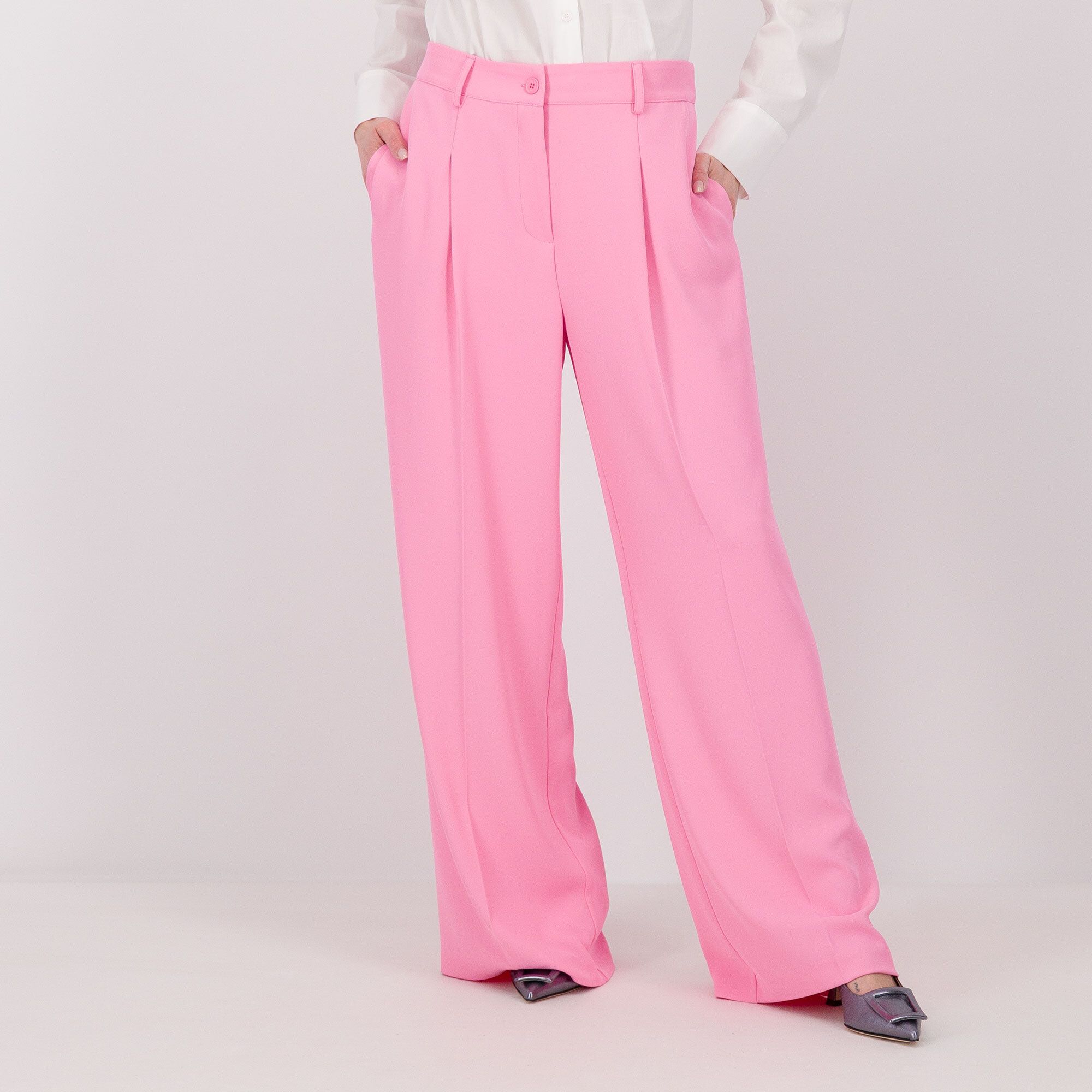 Image of Pantaloni ampi in tricottina con elastico in vita