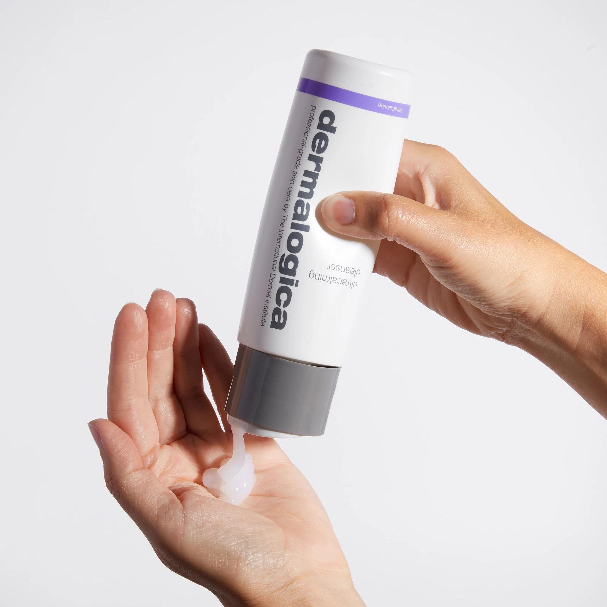 Image of Gel-crema detergente viso Ultracalming pelli sensibili