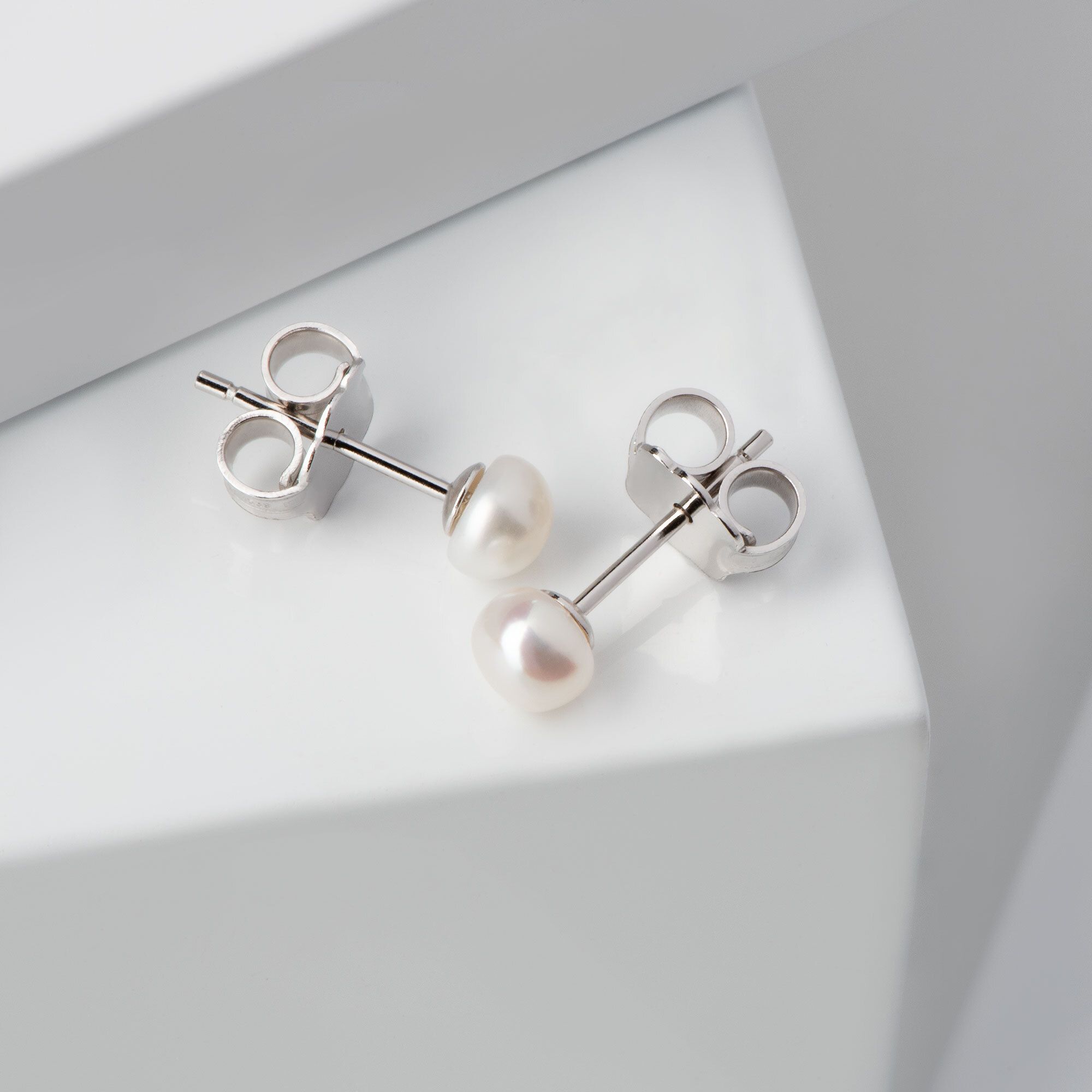 2 orecchini in argento 925 con perle coltivate