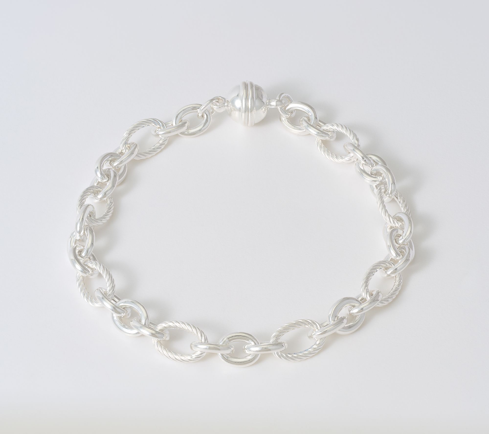Ultrafine 950 Polished & Textured Bracelet with Magnetic Clasp