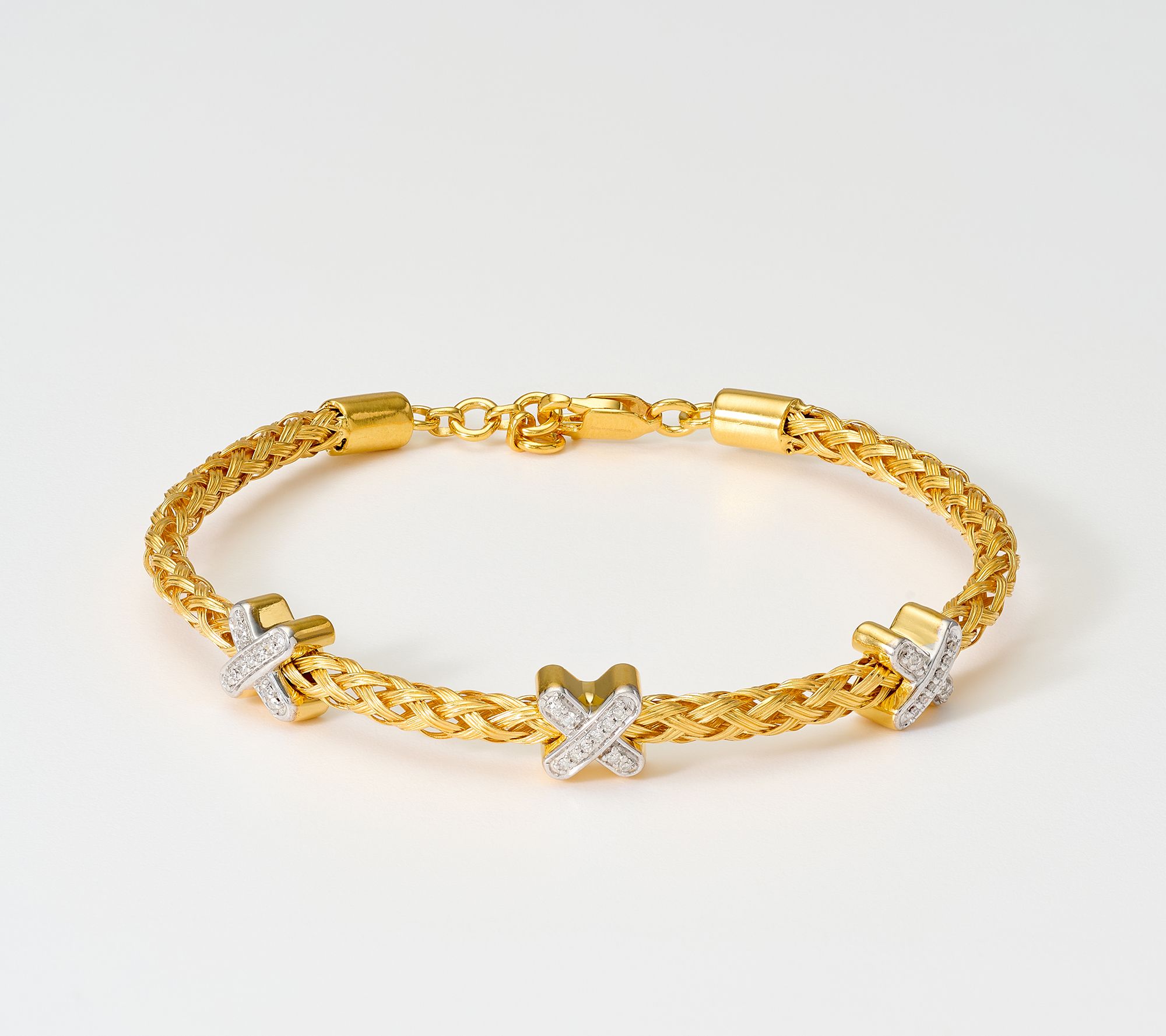  Affinity Diamonds .15 cttw 3 Station Mesh Bracelet, Sterling - J458802