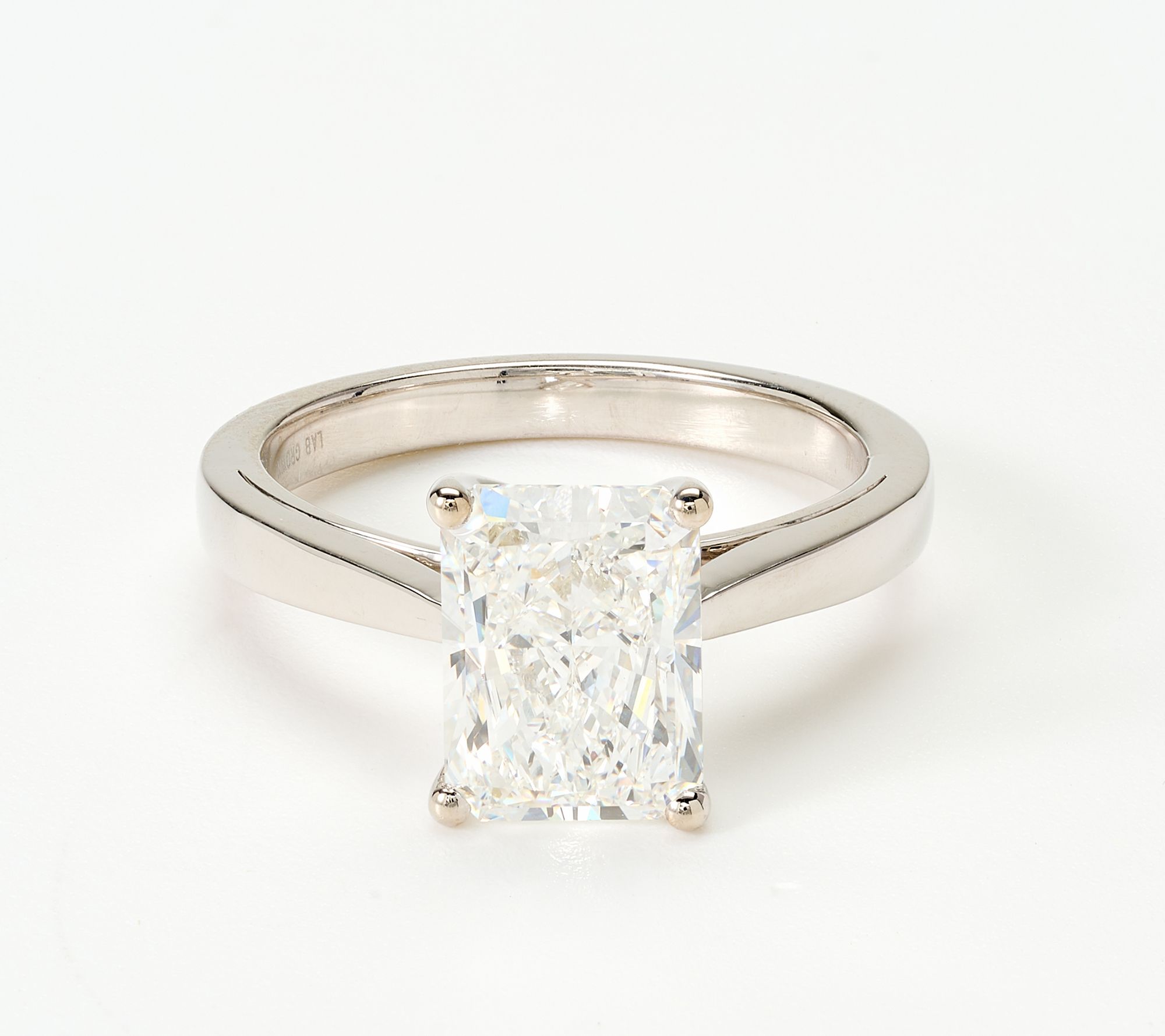 Fire Light Lab Grown Diamond Radiant 3 cttw Ring, 14k Gold