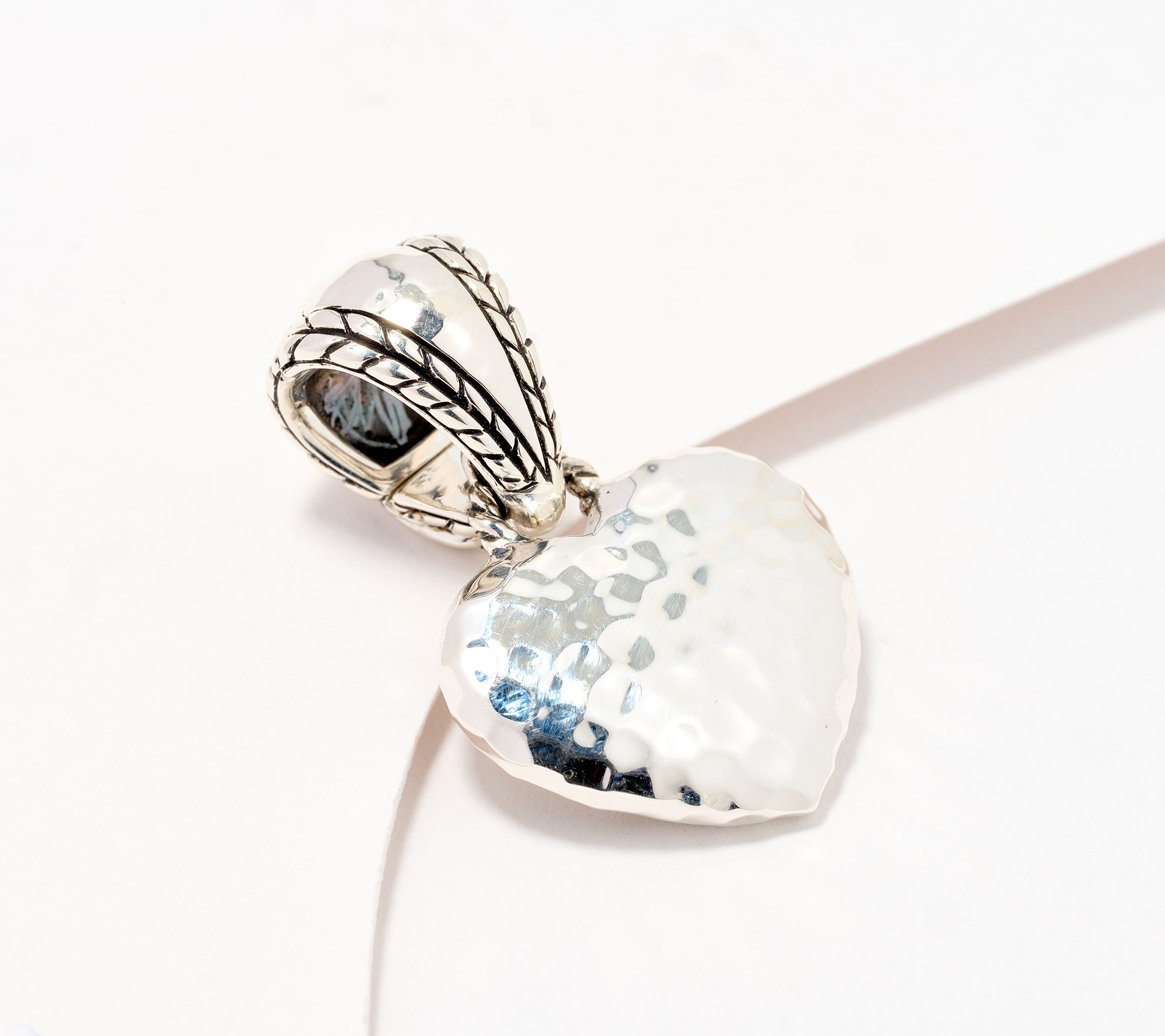 ベッキーケルソ　チャーム　シルバー JAI Sterling Silver Hammered Symbols of Love Enhancer - QVC.com