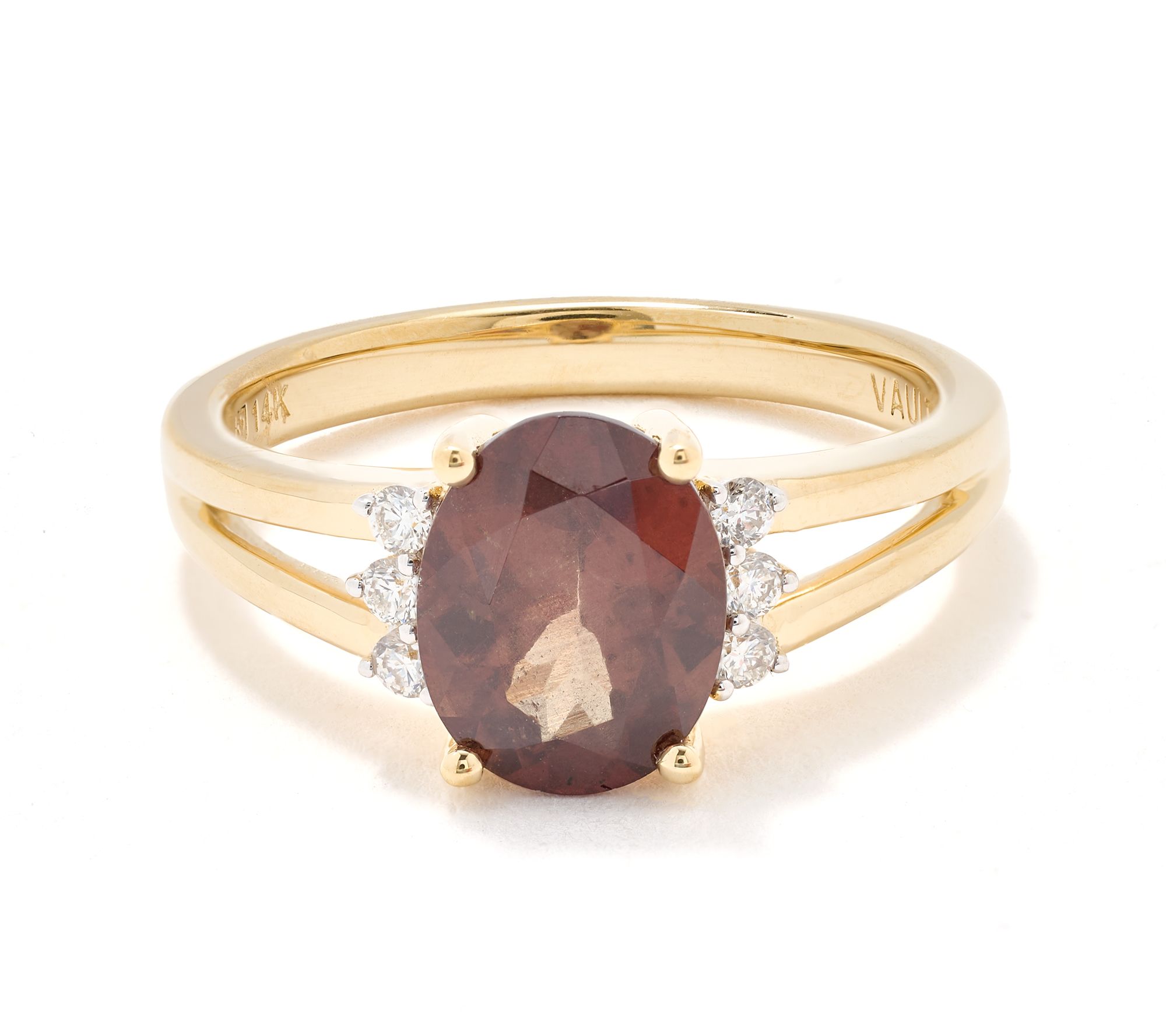 Vault Discoveries Madagascar Color Change Garnet, 14K