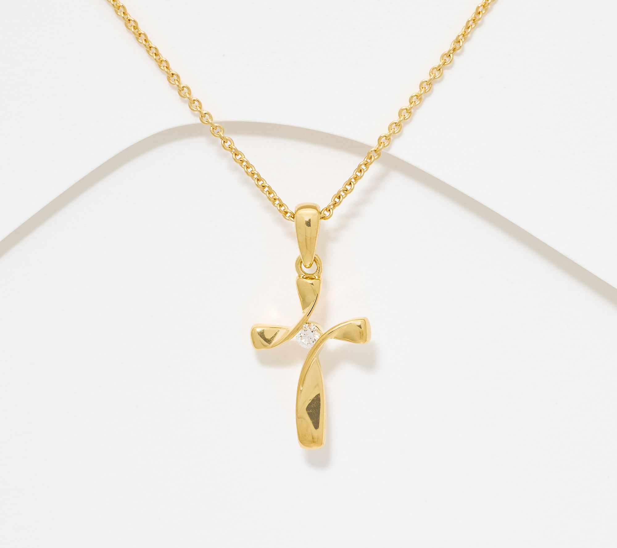 Fire Light Lab Grown Diamond 0.06 cttw Cross Pendant w Chain