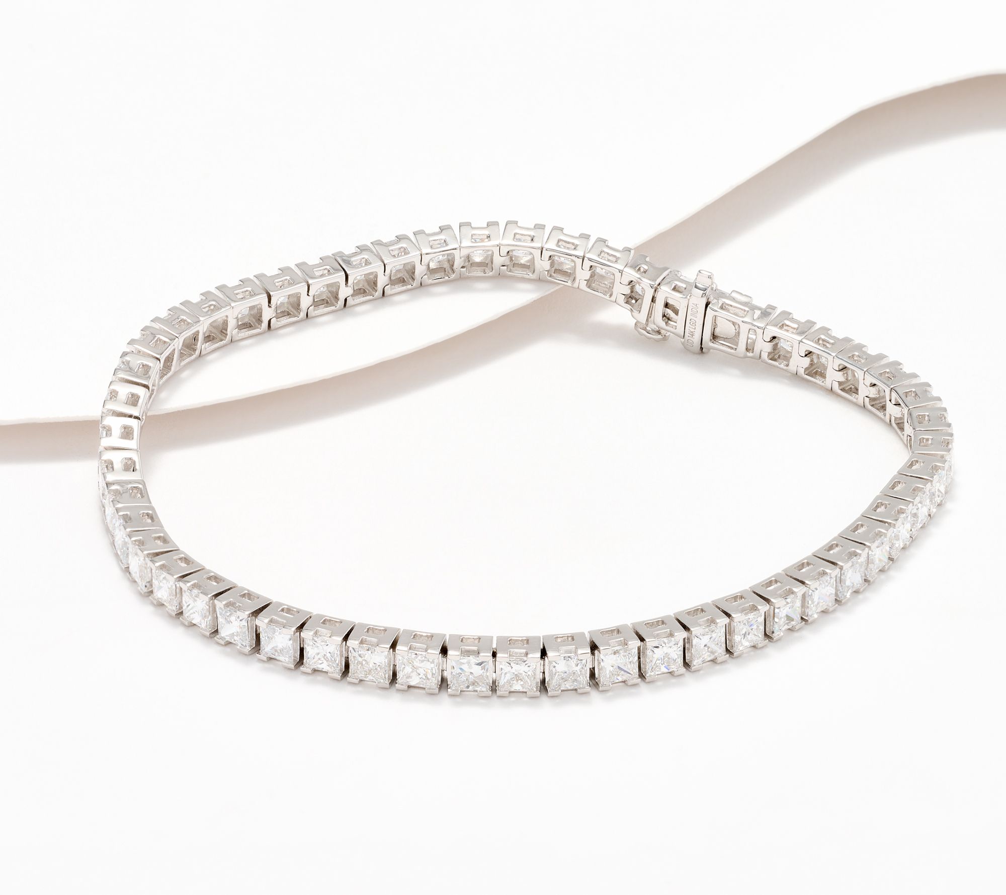 "As Is" Fire Light Lab Grown Diamond 8 cttw Princess Bracelet, 14K