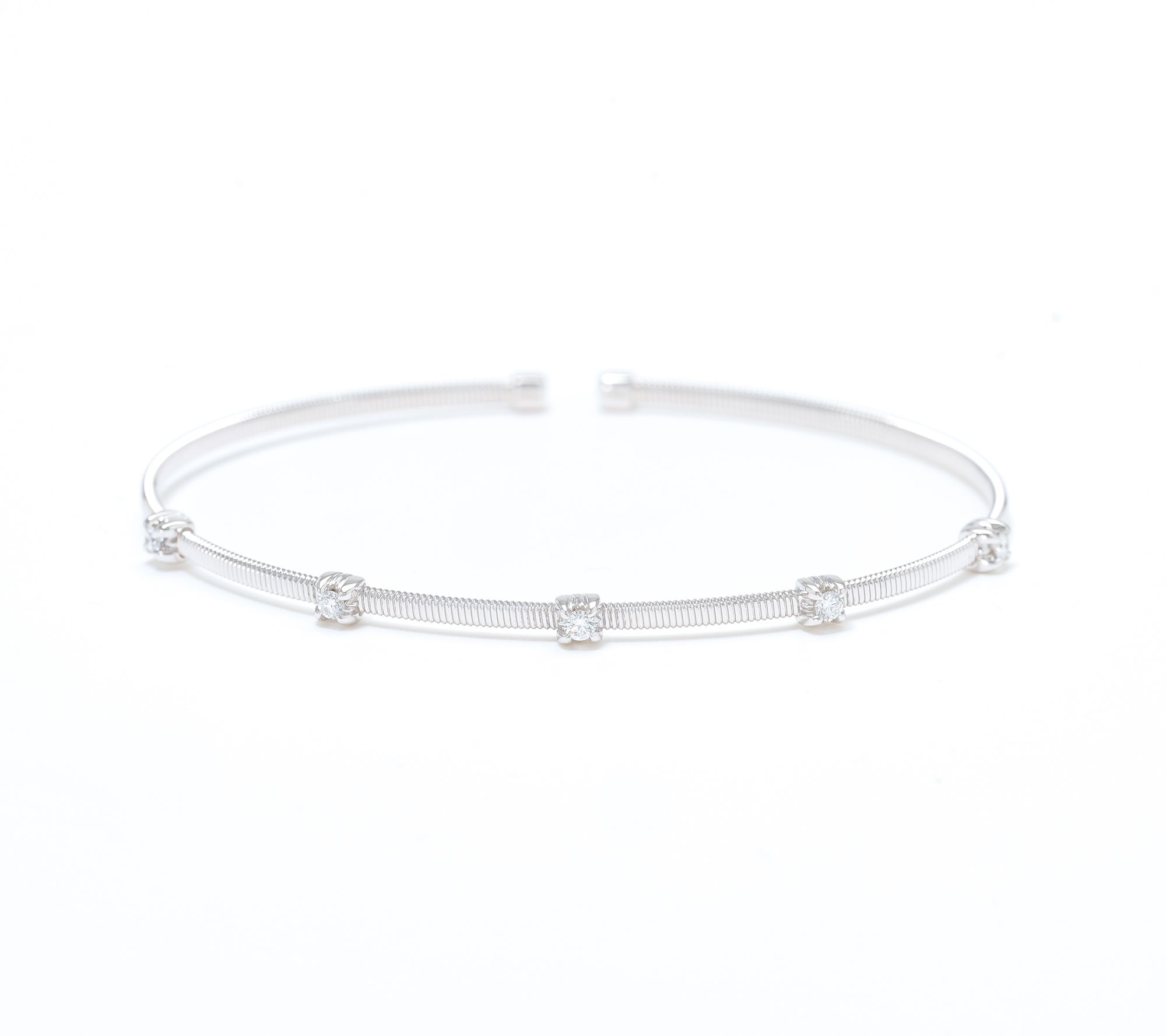 Affinity Diamonds 0.25 cttw Textured Station Bangle, 14k