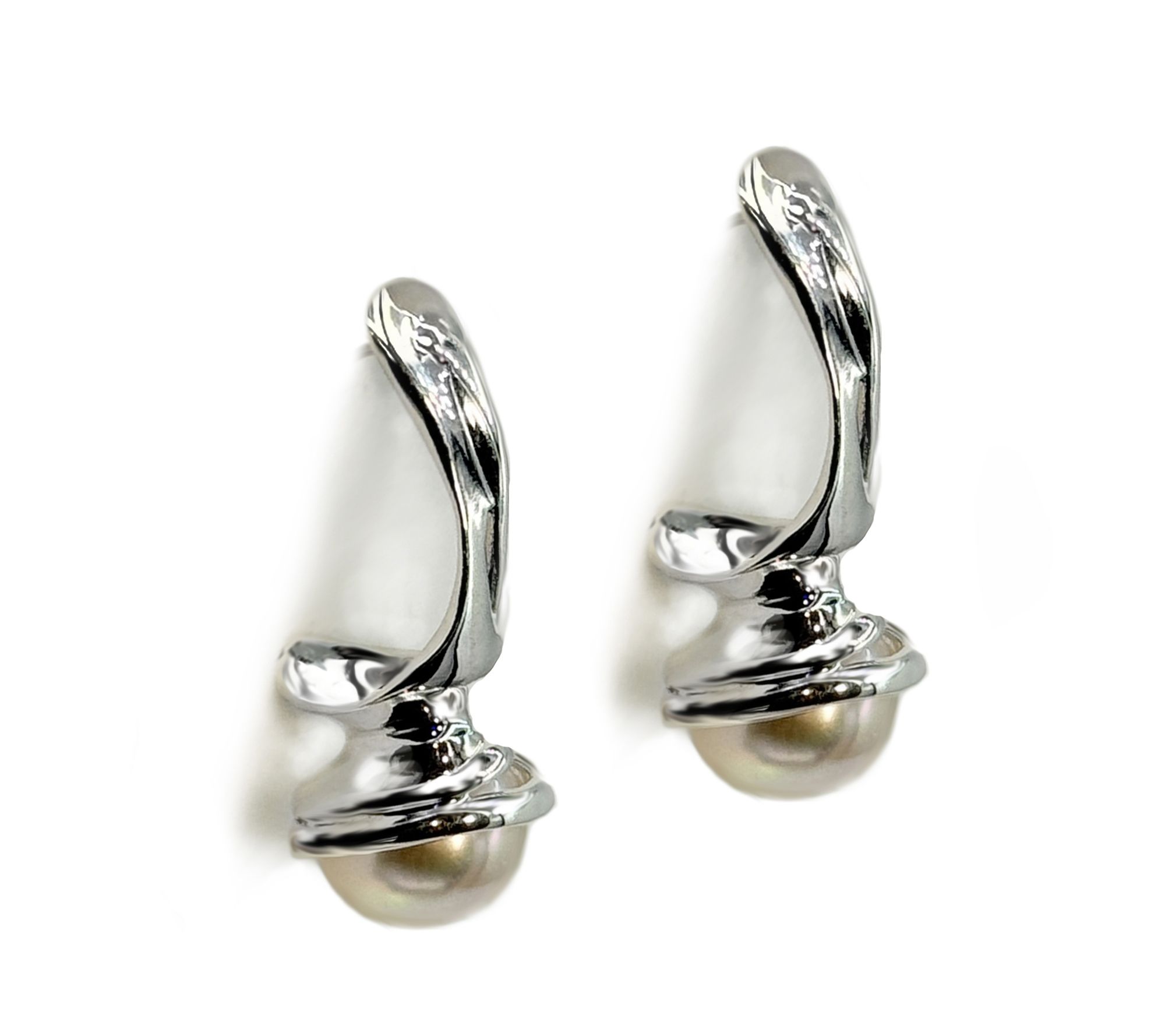 Hagit Sterling Silver Cultured Pearl Grand Rega l Earrings