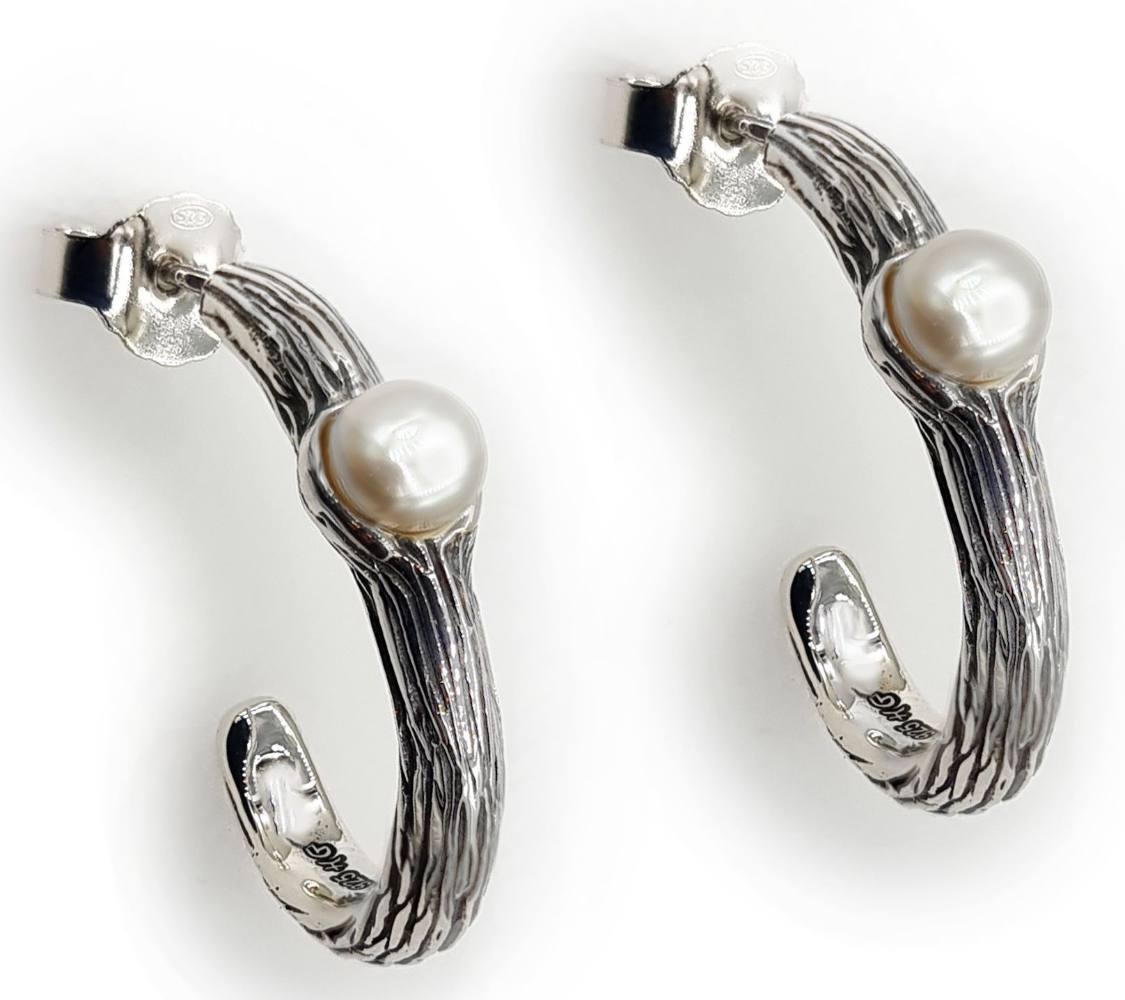Hagit Sterling Silver Cultured Pearl Textured H oop Earrings
