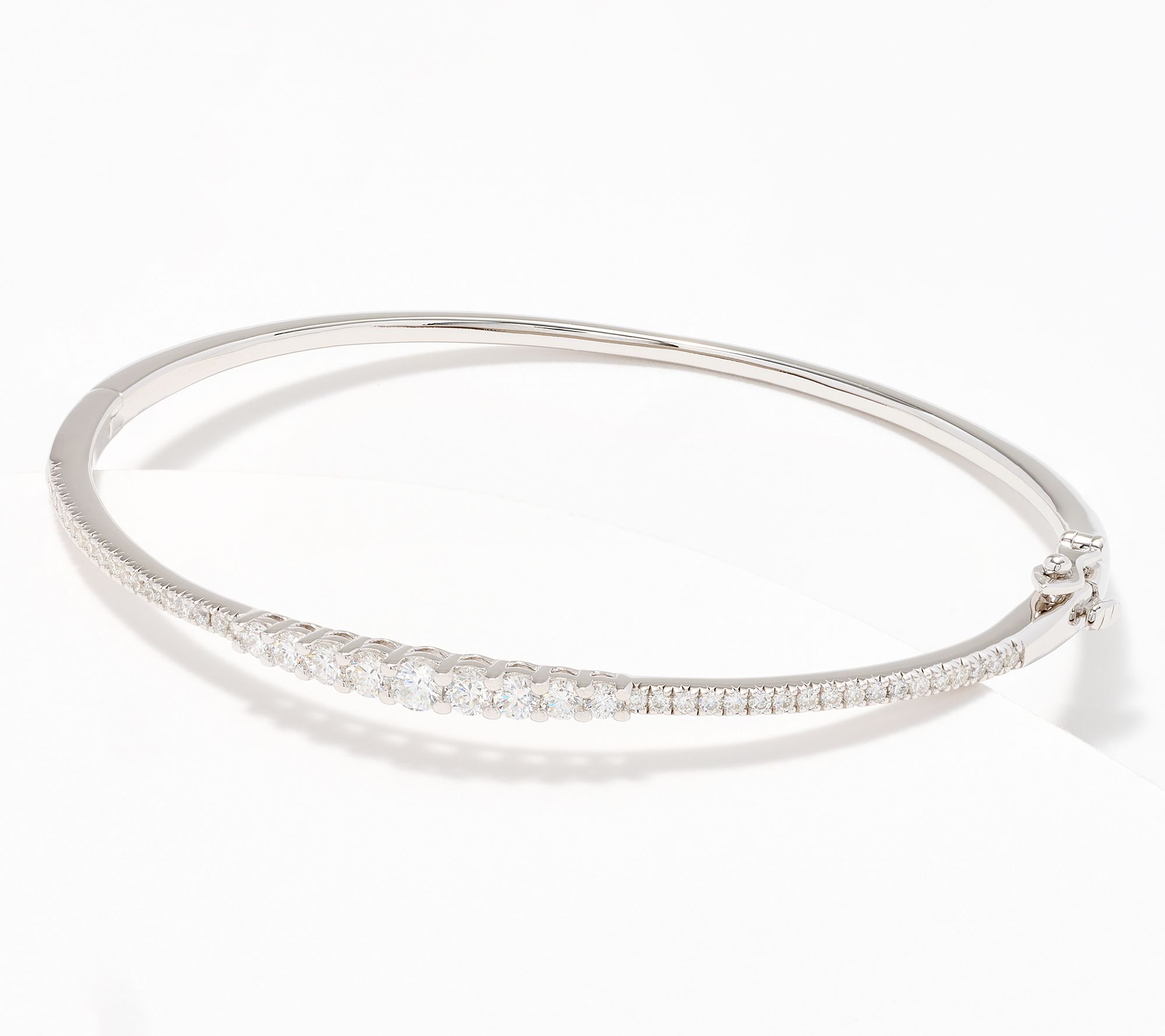 "As Is" Fire Light Lab Grown Diamond 1 cttw Graduating Bangle, Sterl,