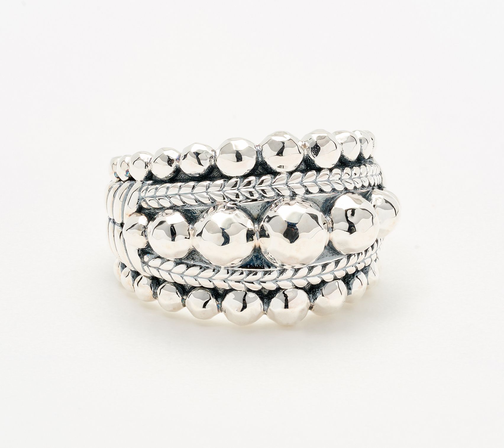 JAI Sterling Silver Graduated Hammered Bead Band Ring