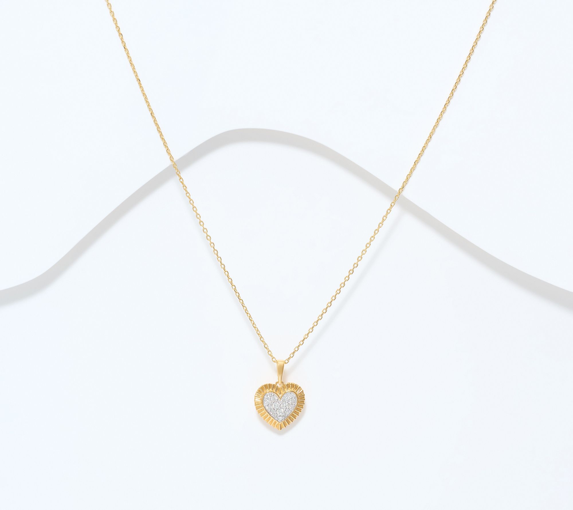 Affinity Diamonds .15 cttw Center Cluster Heart Necklace, Sterl