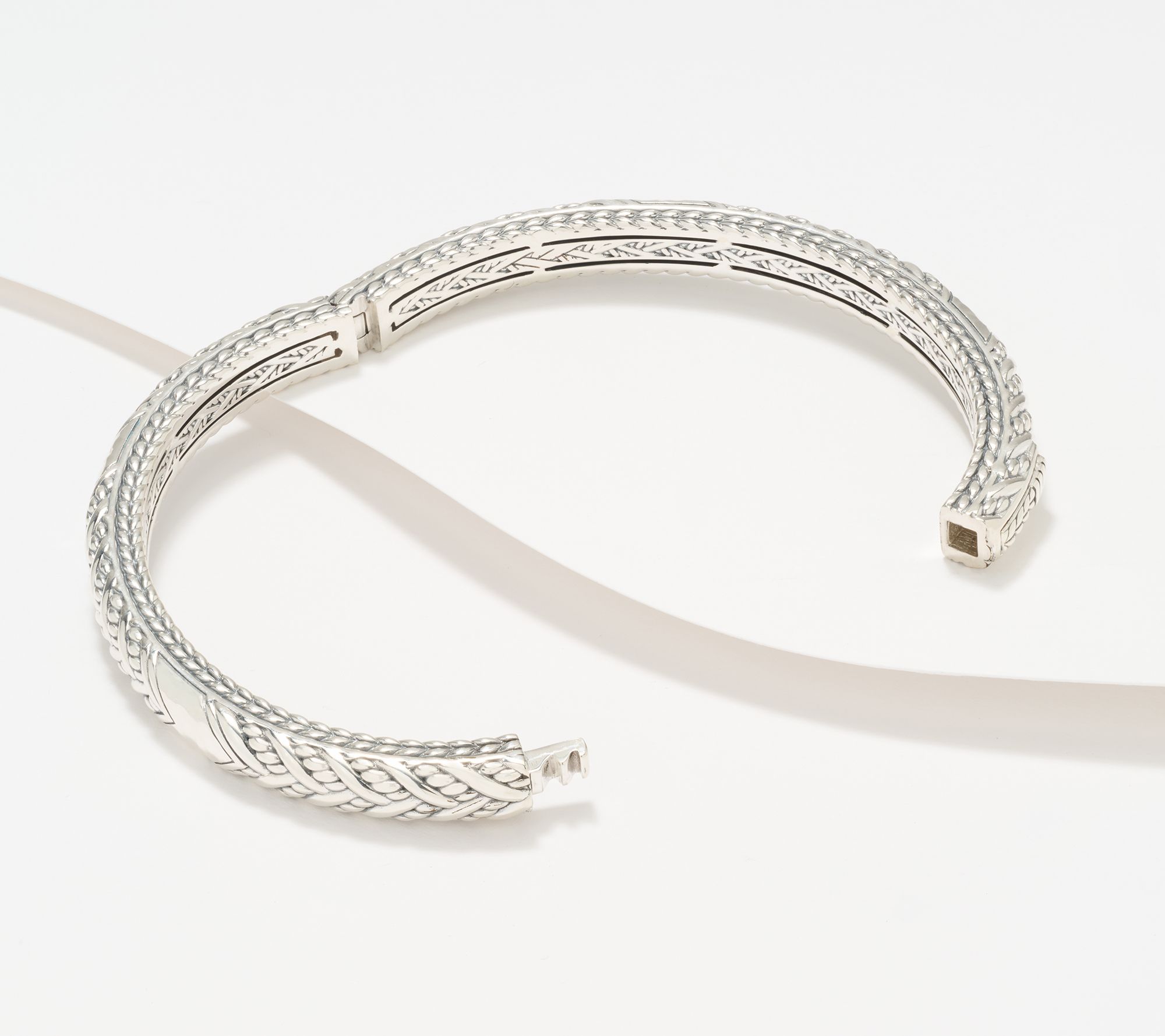 GARNI　Bangle Classic Dazzling 22k Gold Floral Bangle Bracelet – Andaaz