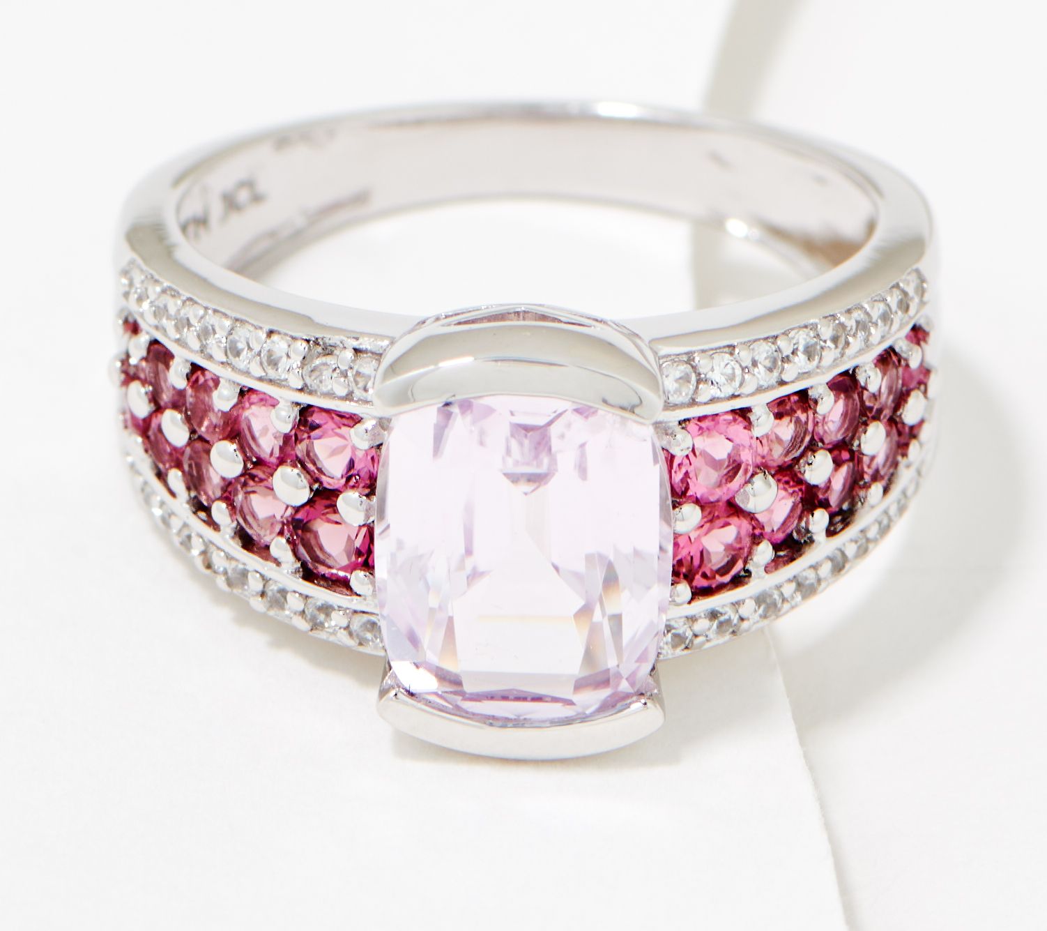 Sparkling Pink Rings for Woomen Luxury 925 Silver Color Cushion