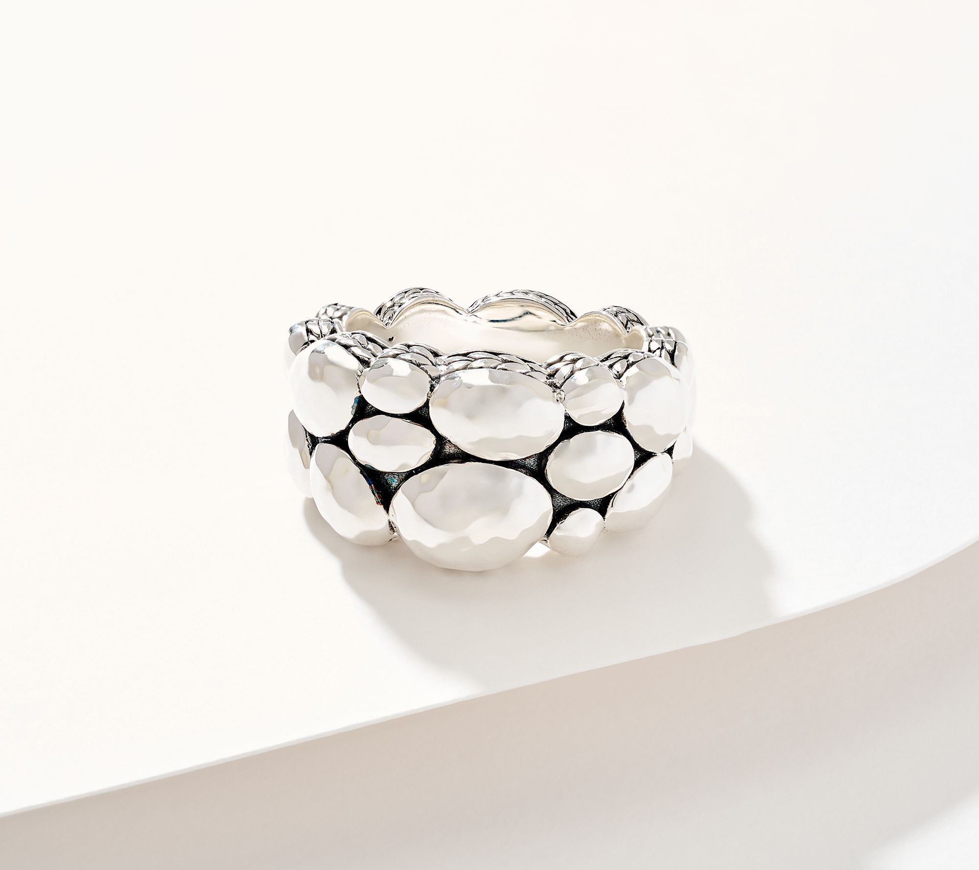 JAI Ireland Sterling Silver Hammered Cobblestone Ring
